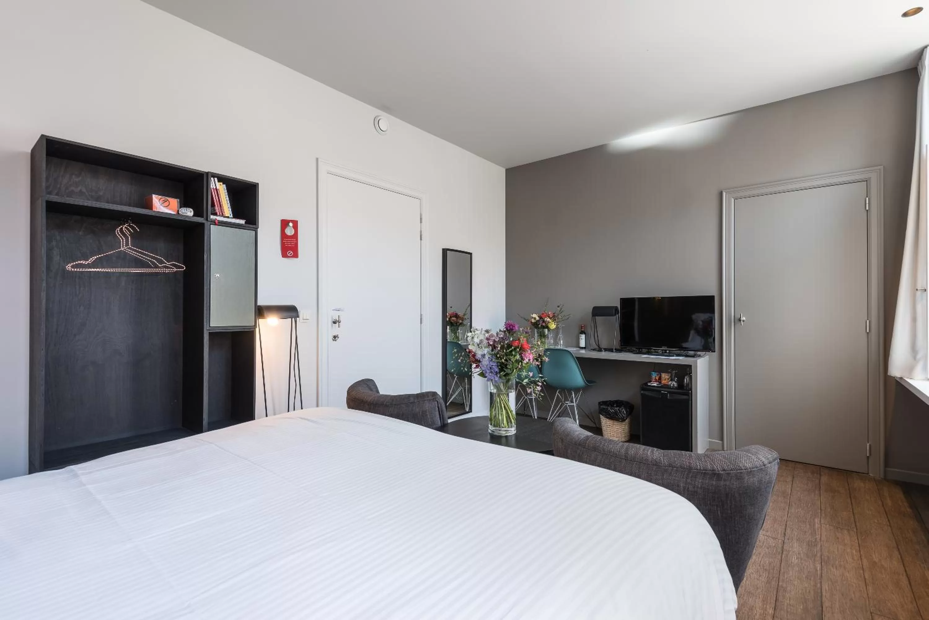 Photo of the whole room, Bed in Zakske13 - Design Boutique B&B in Bruges city centre