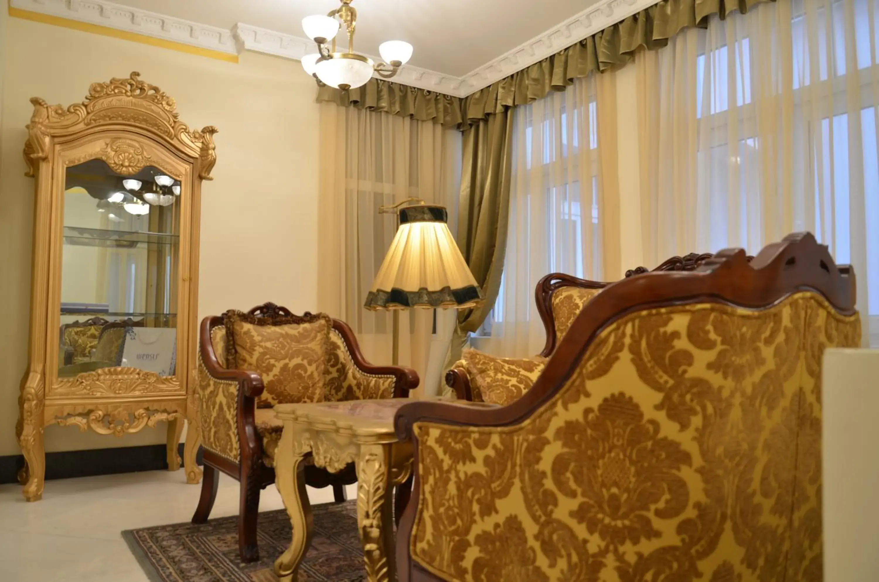 Lobby or reception, Seating Area in Garni Hotel Helvetia