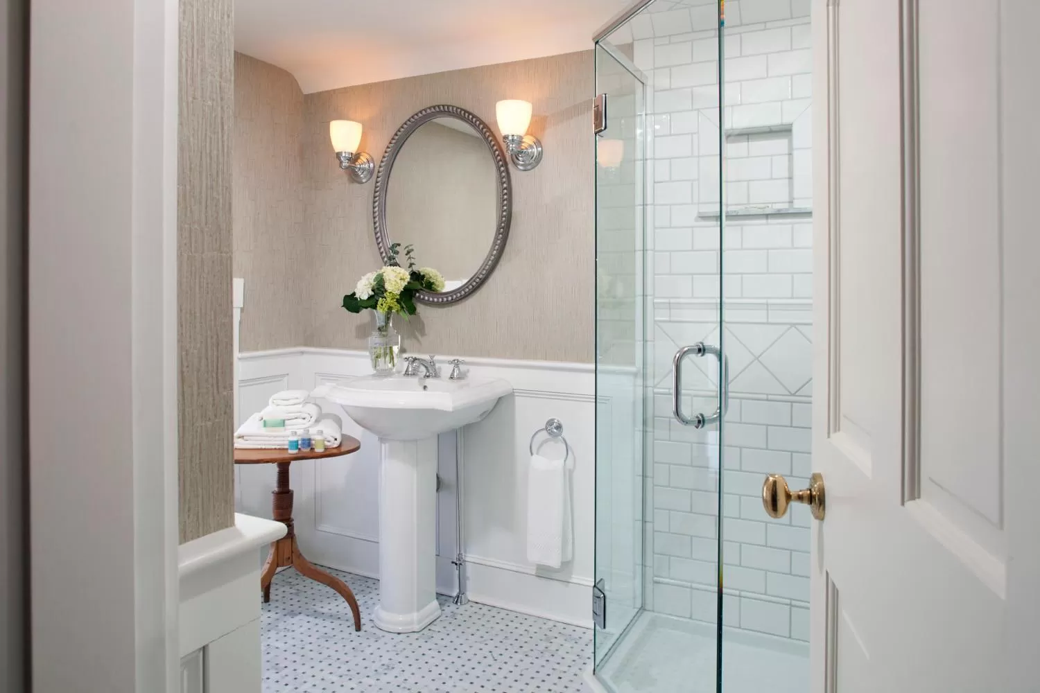 Bathroom in Jackson House Inn