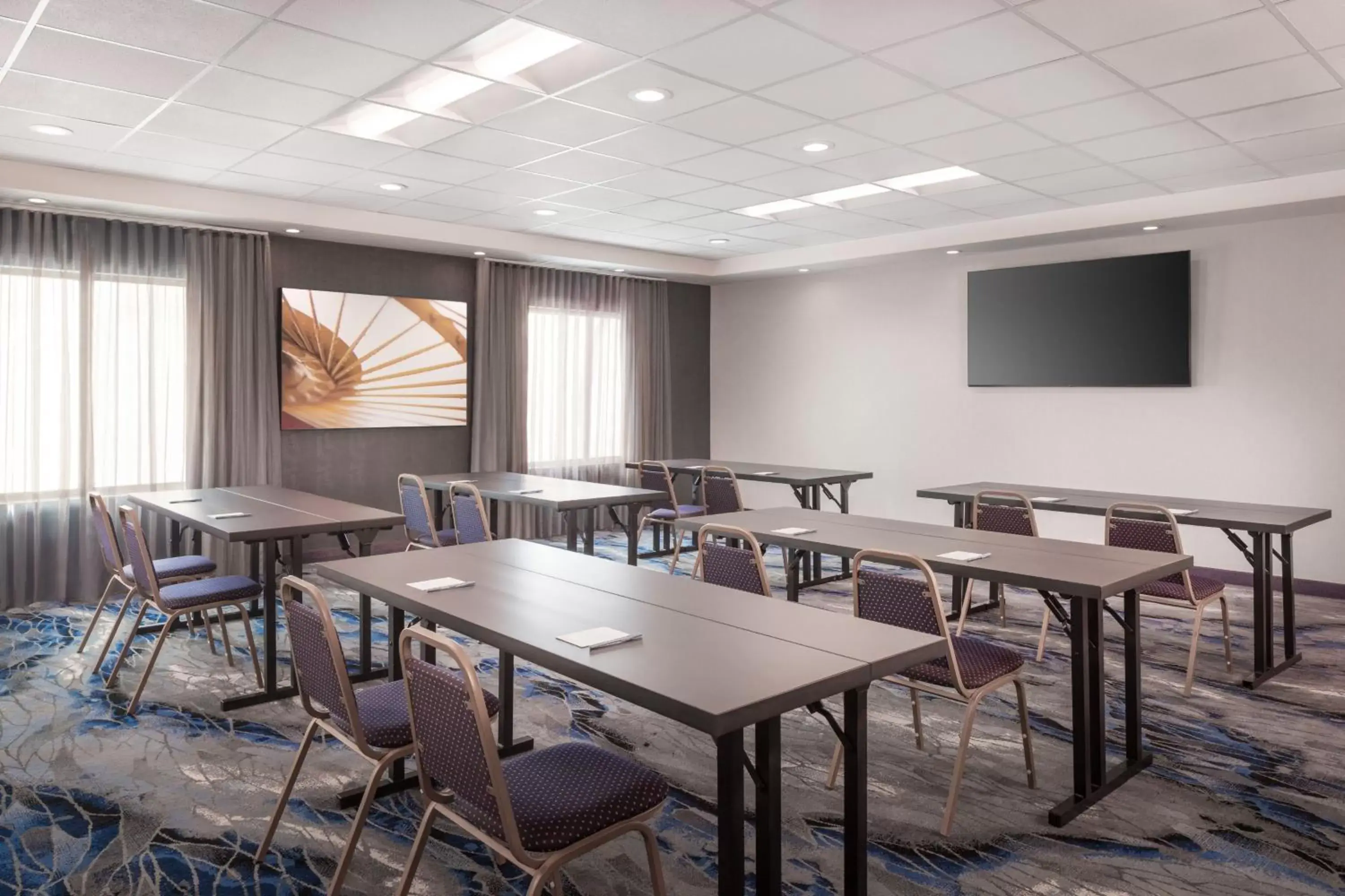 Meeting/conference room in Fairfield Inn & Suites by Marriott Fresno North/Shaw Avenue