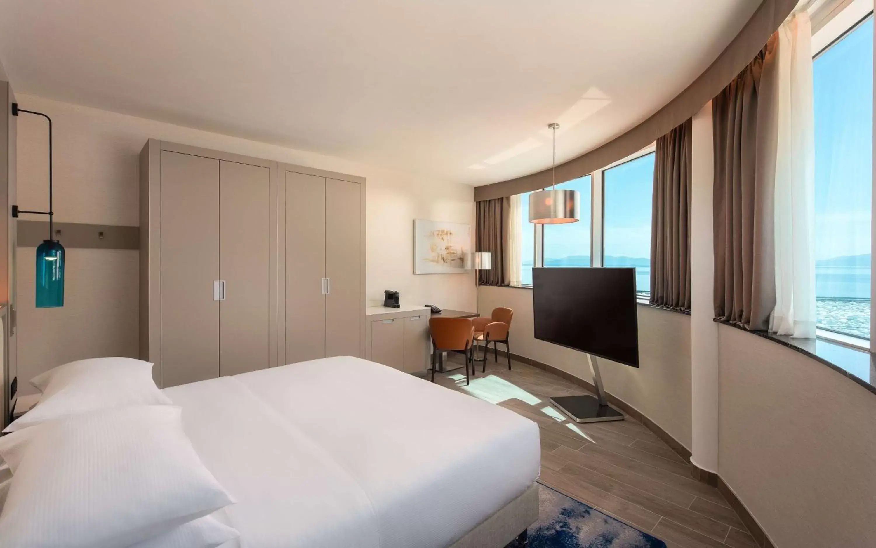 Executive King Room with Sea View in Hilton Rijeka Costabella Beach Resort And Spa