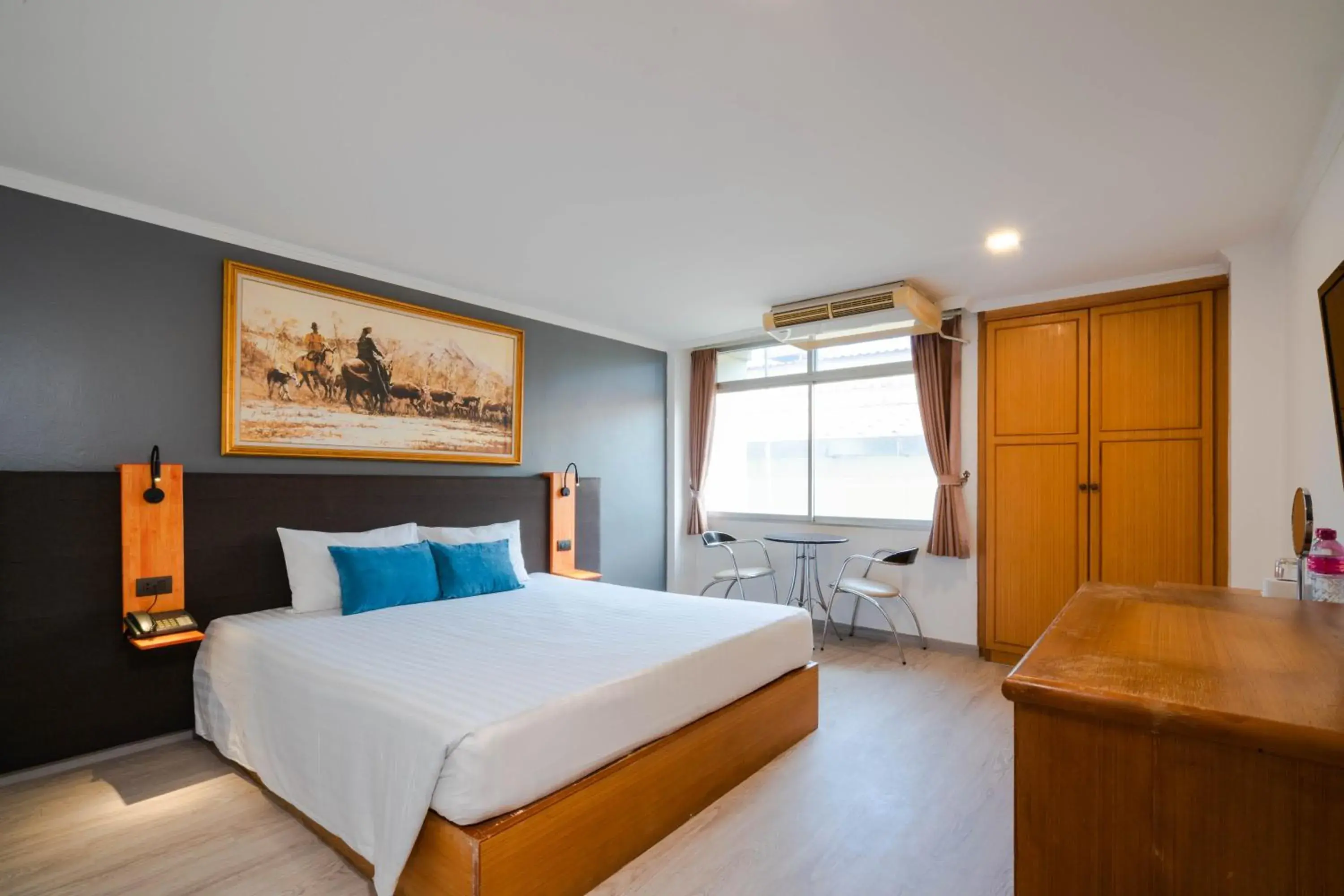 Bedroom in Shangwell Mansions Pattaya