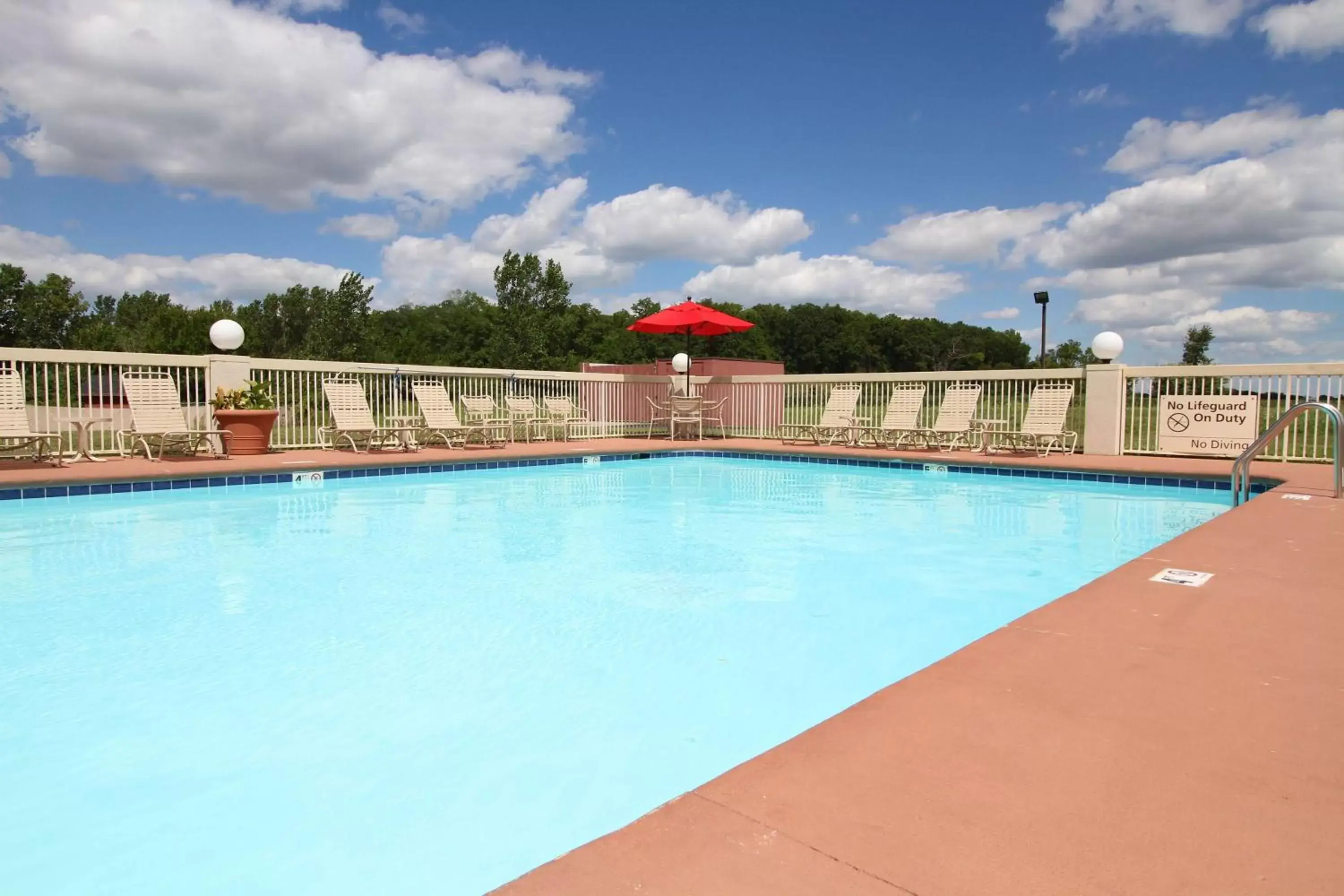 Activities, Swimming Pool in Country Inn & Suites by Radisson, Sandusky South, OH