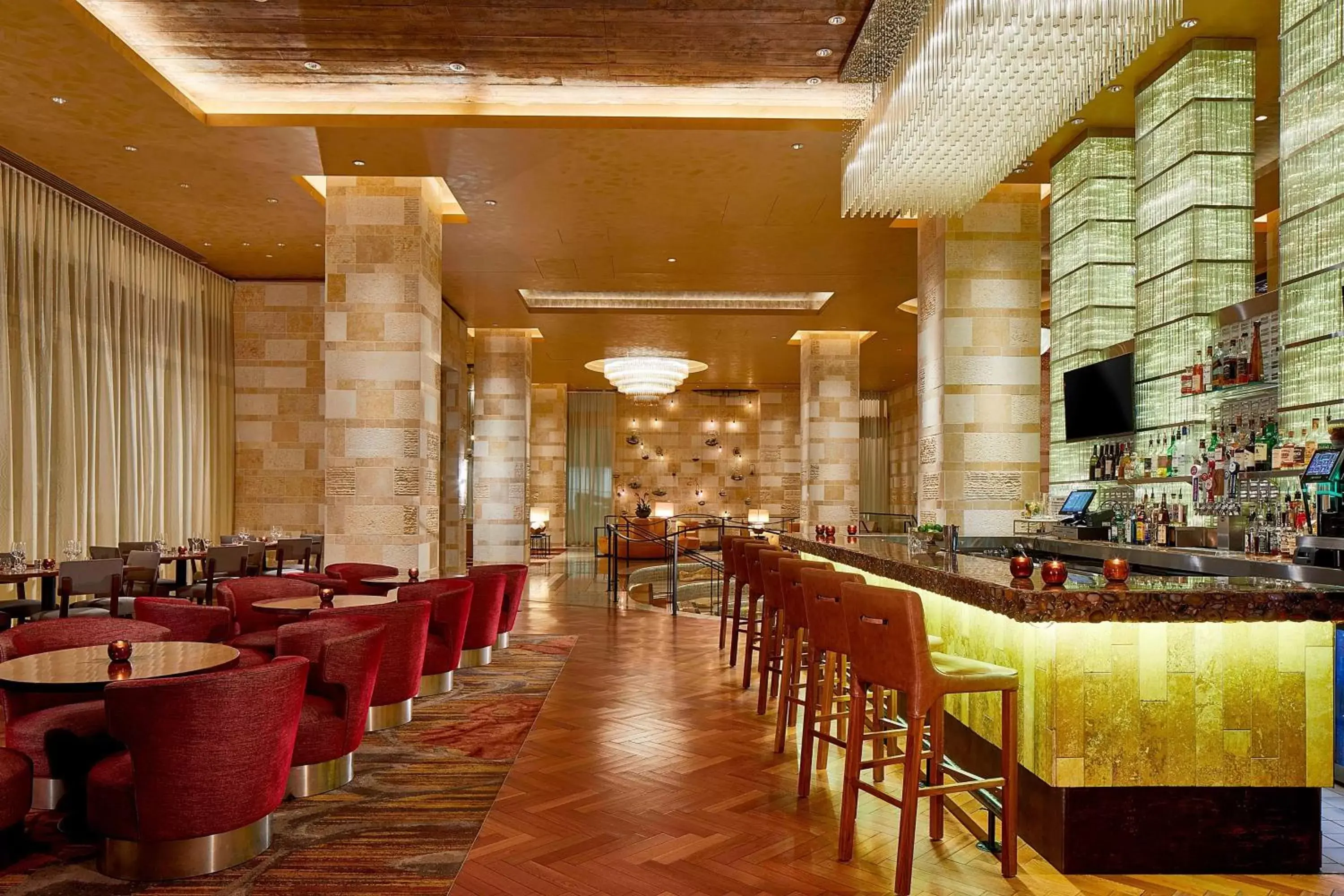 Lounge or bar, Restaurant/Places to Eat in The Westin Nashville