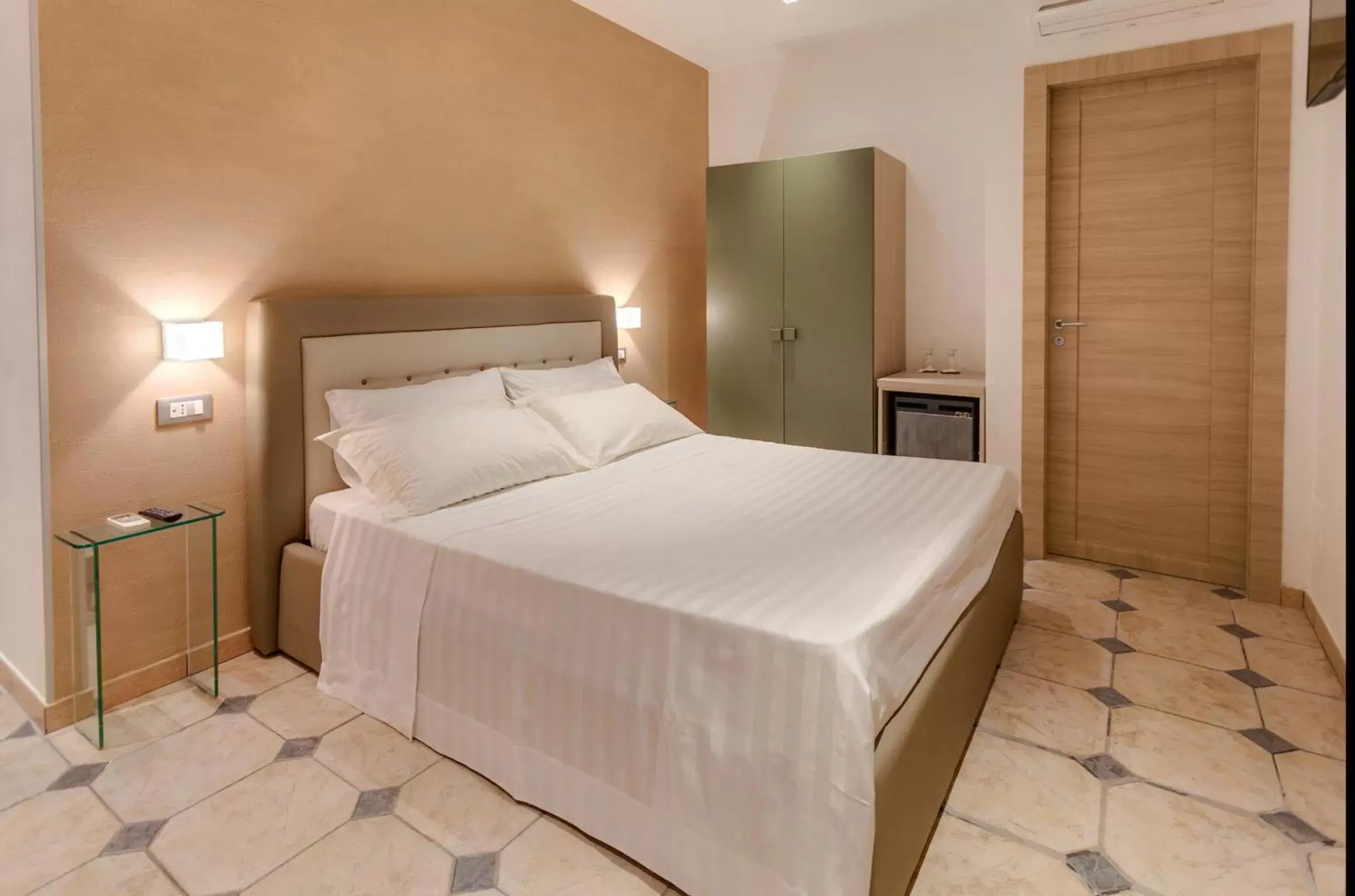 Bedroom, Room Photo in La Suite del Faro
