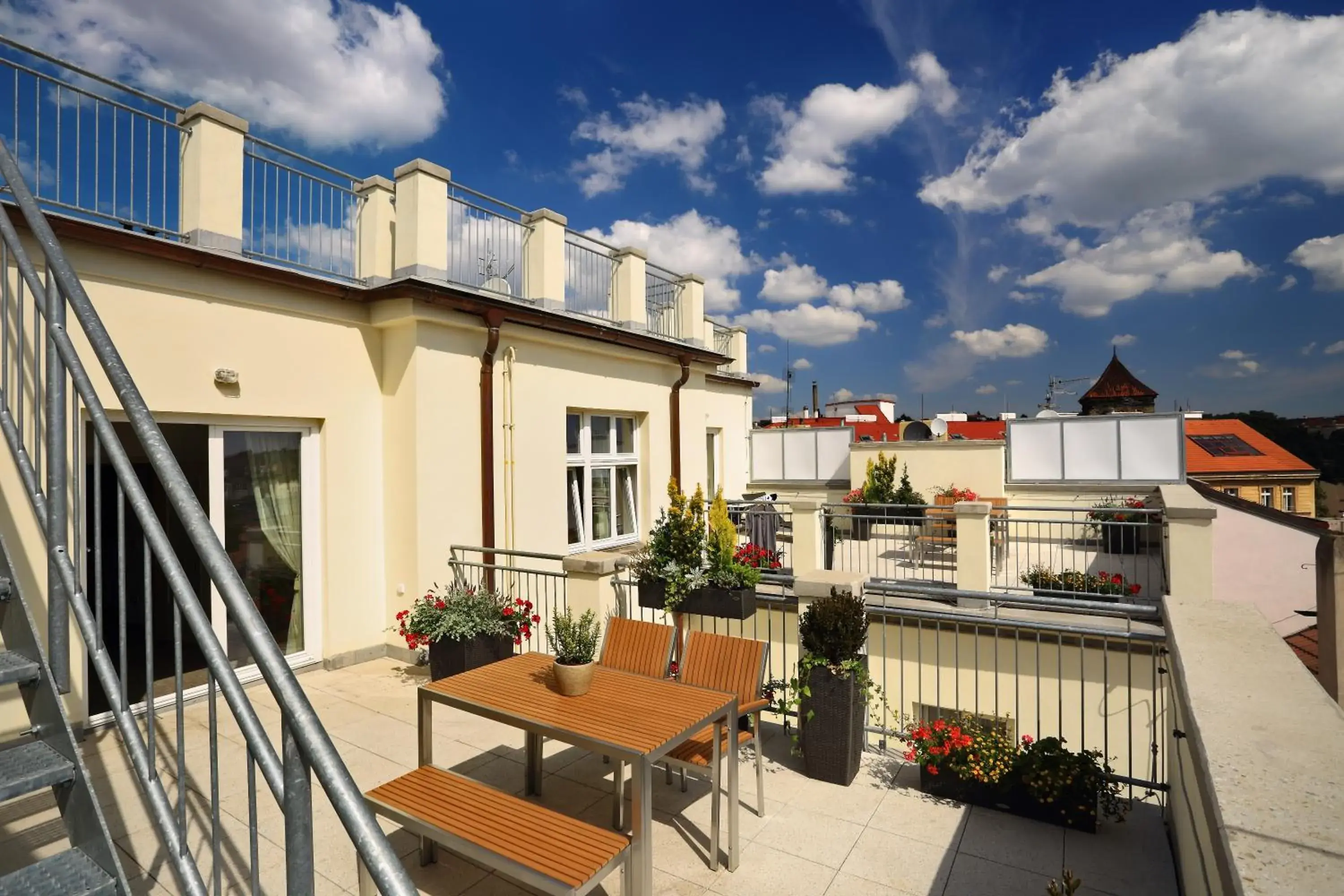 Balcony/Terrace in Salvator Superior Apartments