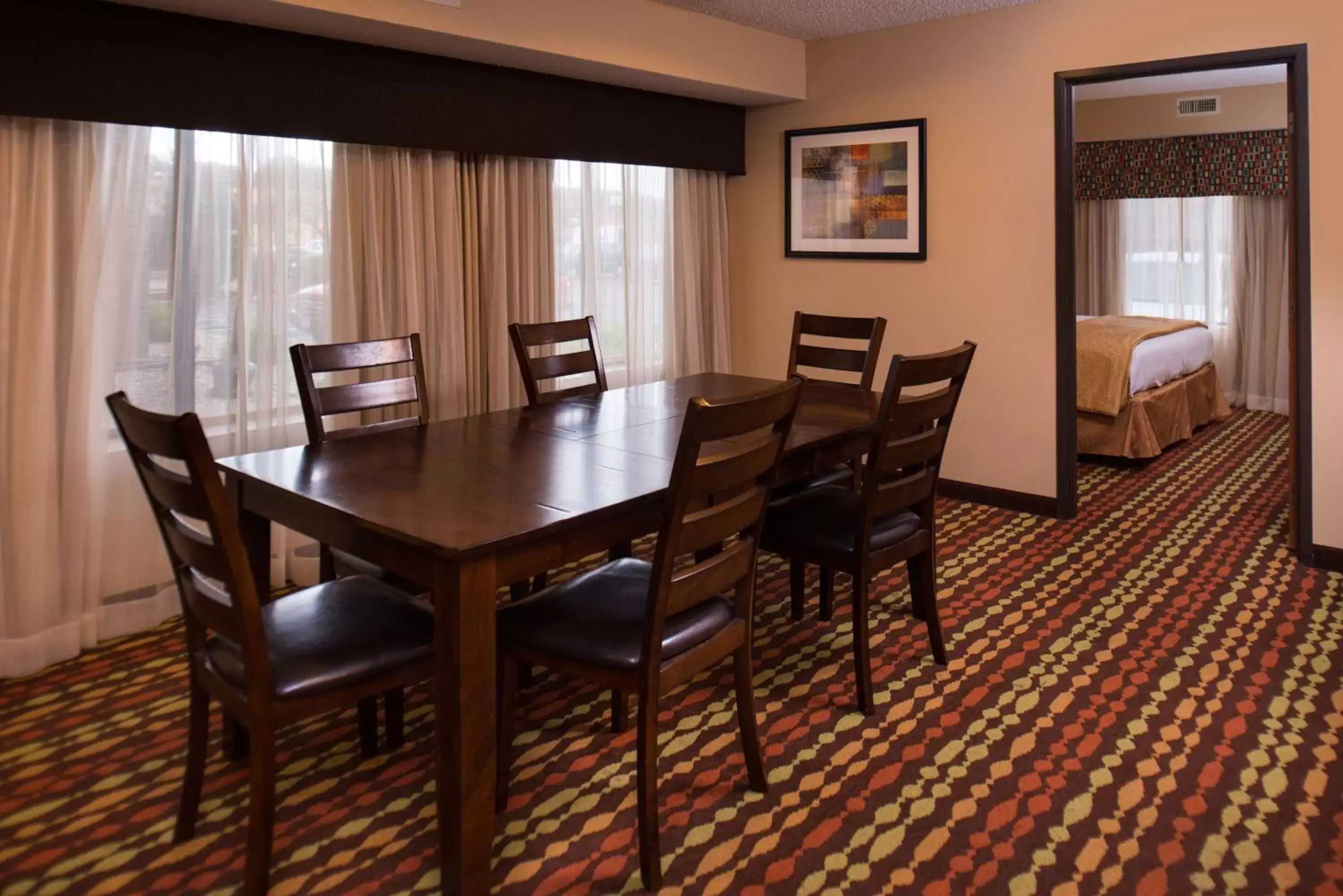 Deluxe Suite in Best Western Ambassador Inn & Suites