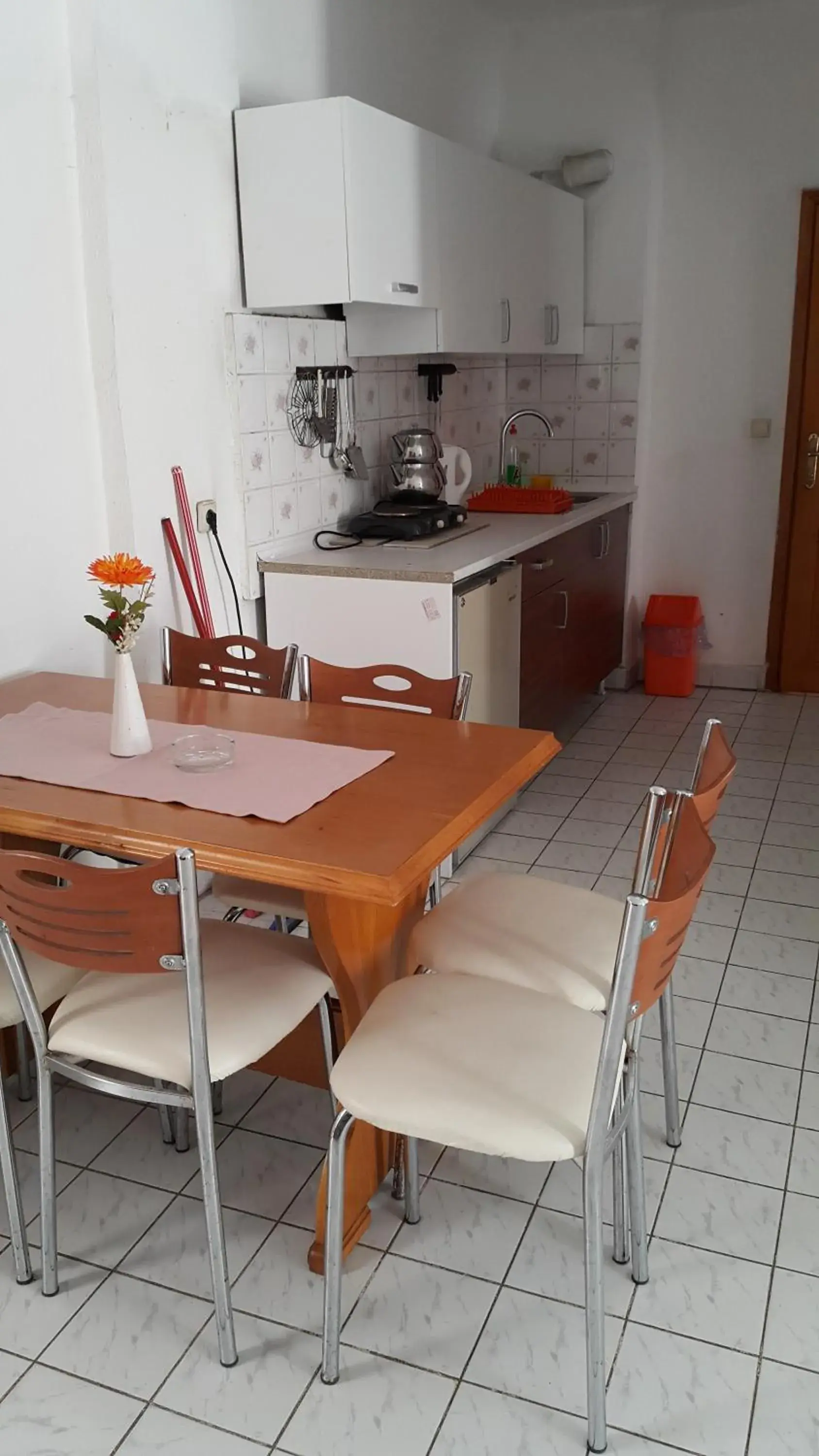 Kitchen or kitchenette, Kitchen/Kitchenette in Delphin Apart Hotel