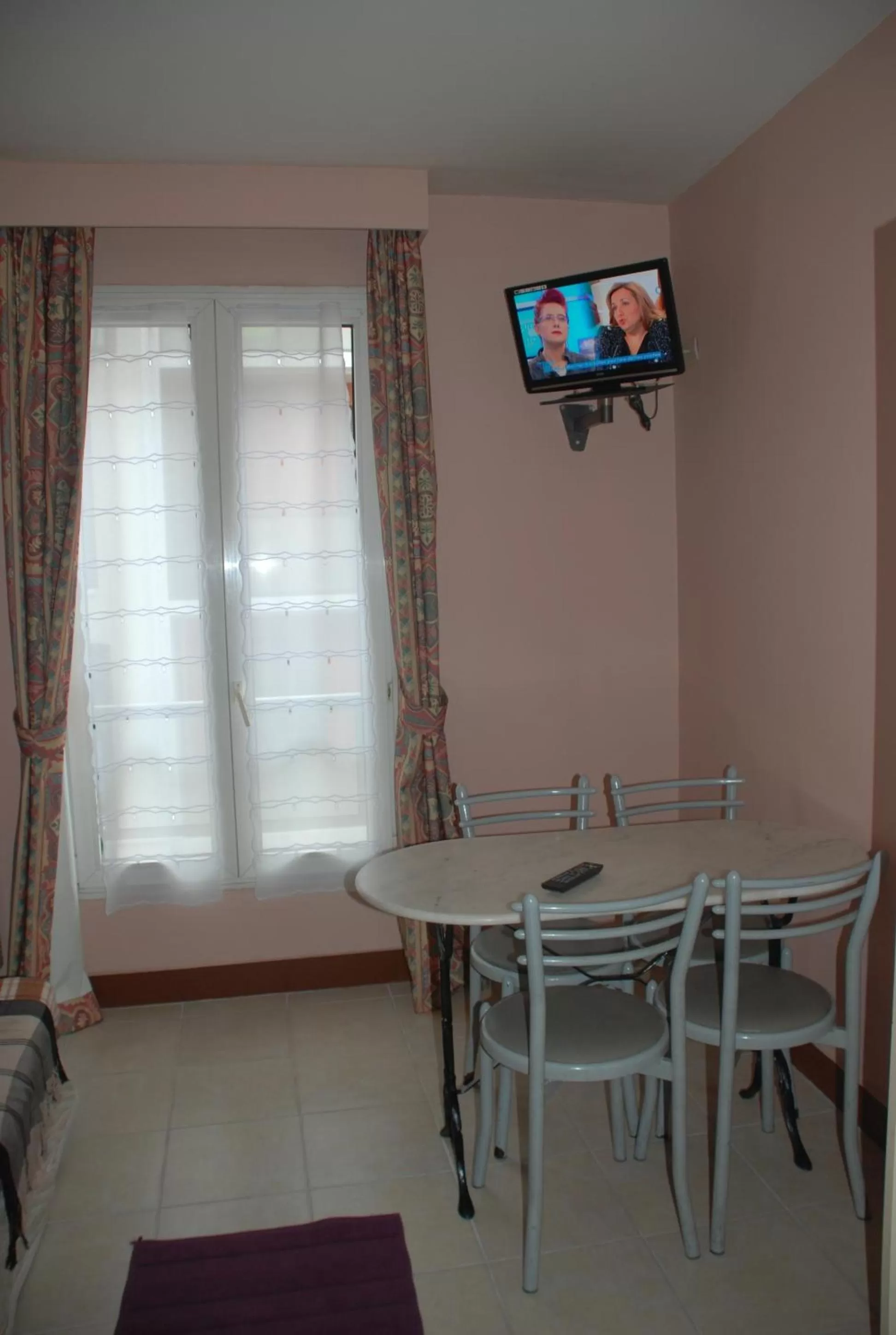 TV and multimedia in Residence De La Tour Paris-Malakoff