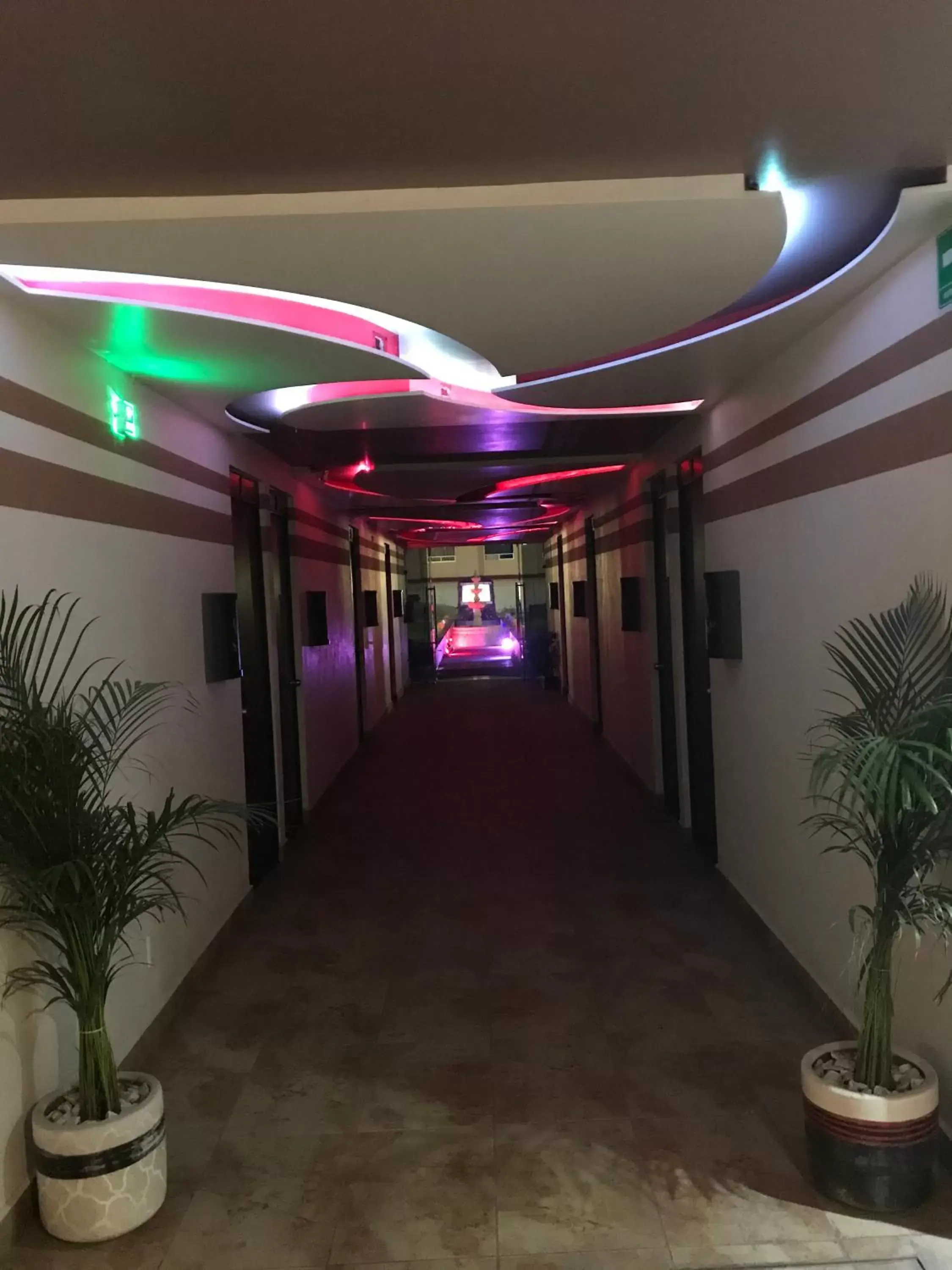 Lobby or reception in Hotel & Villas 7