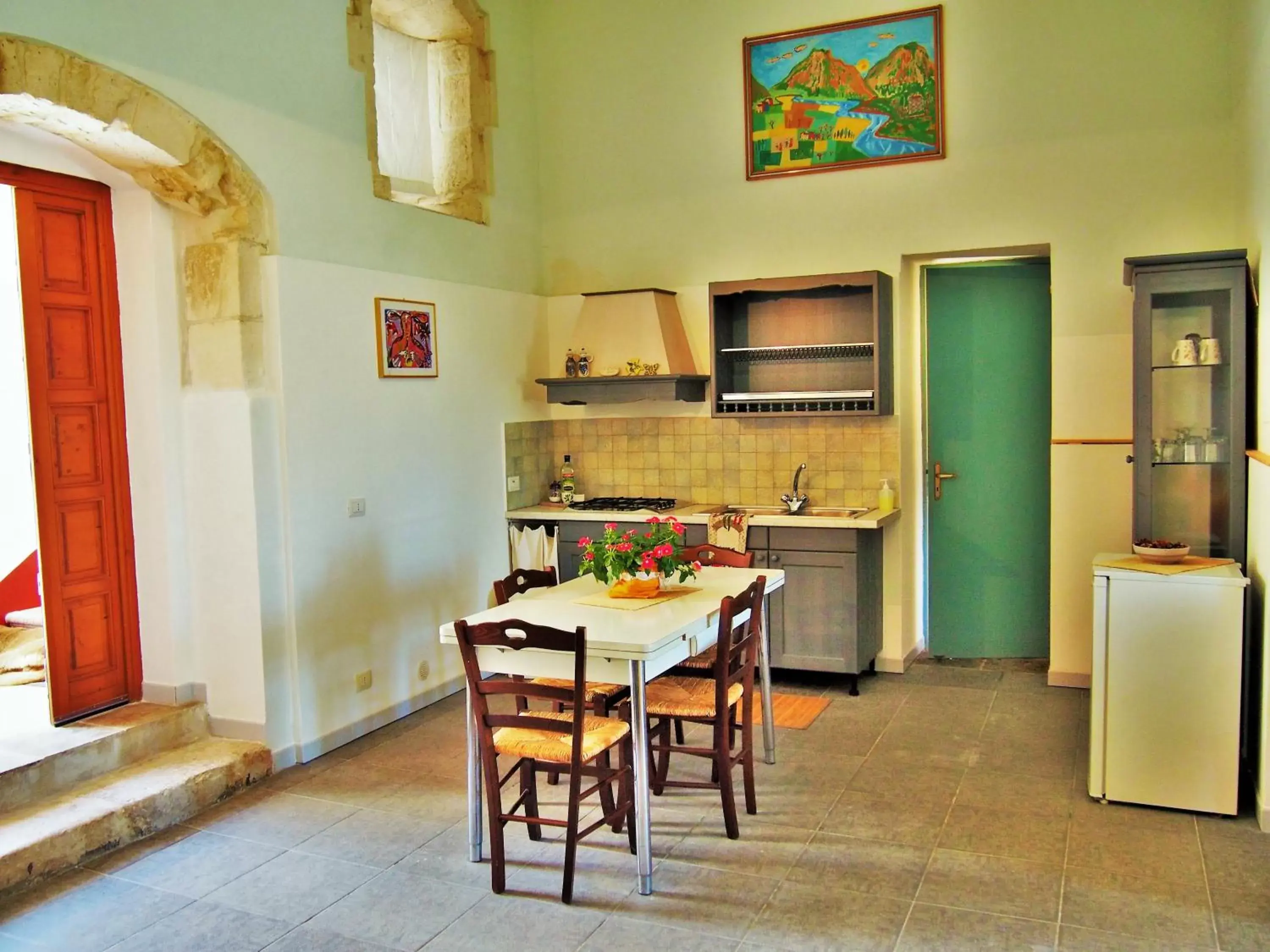 Kitchen or kitchenette in Vinciucci