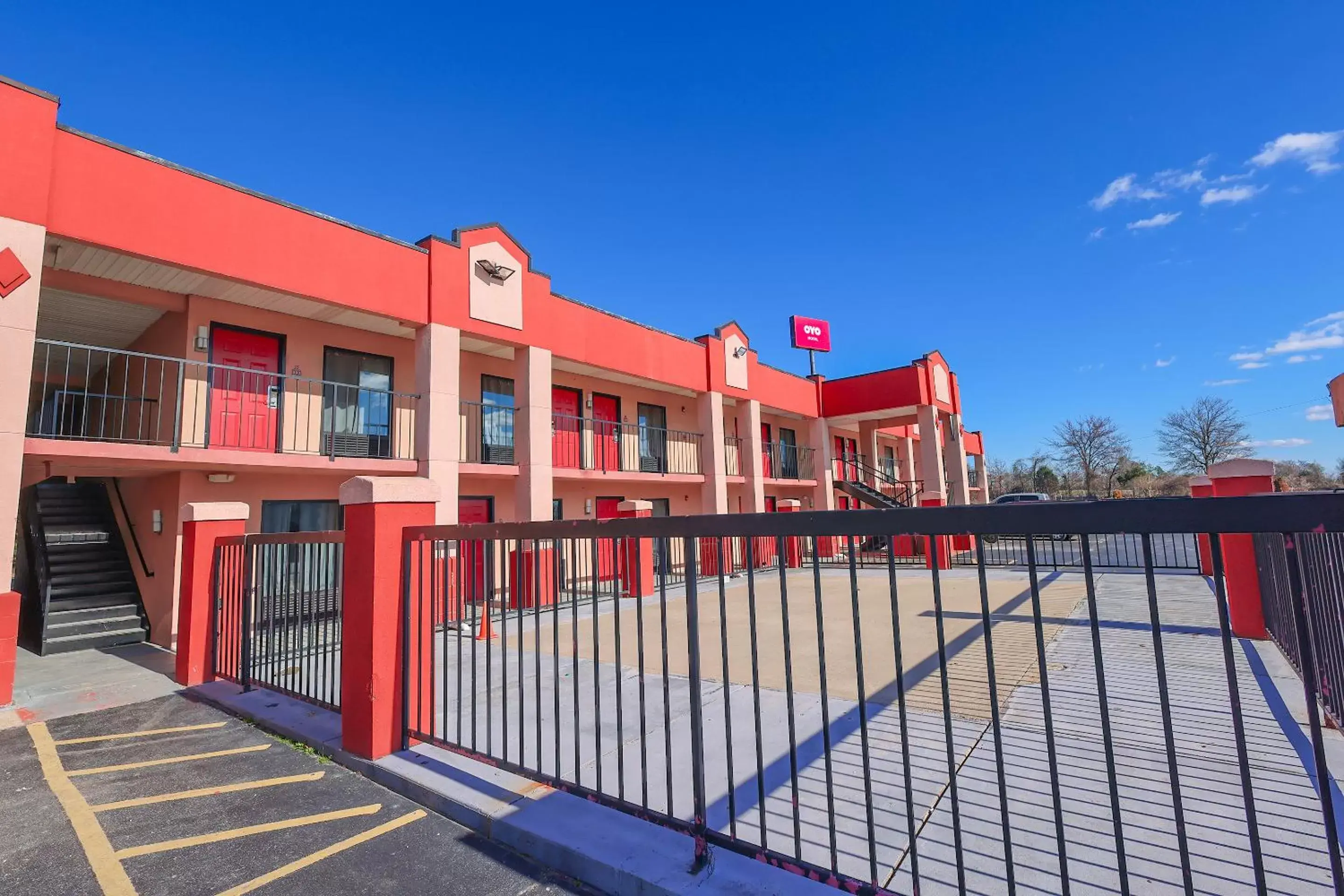 Facade/entrance, Property Building in OYO Hotel Brownsville TN I-40