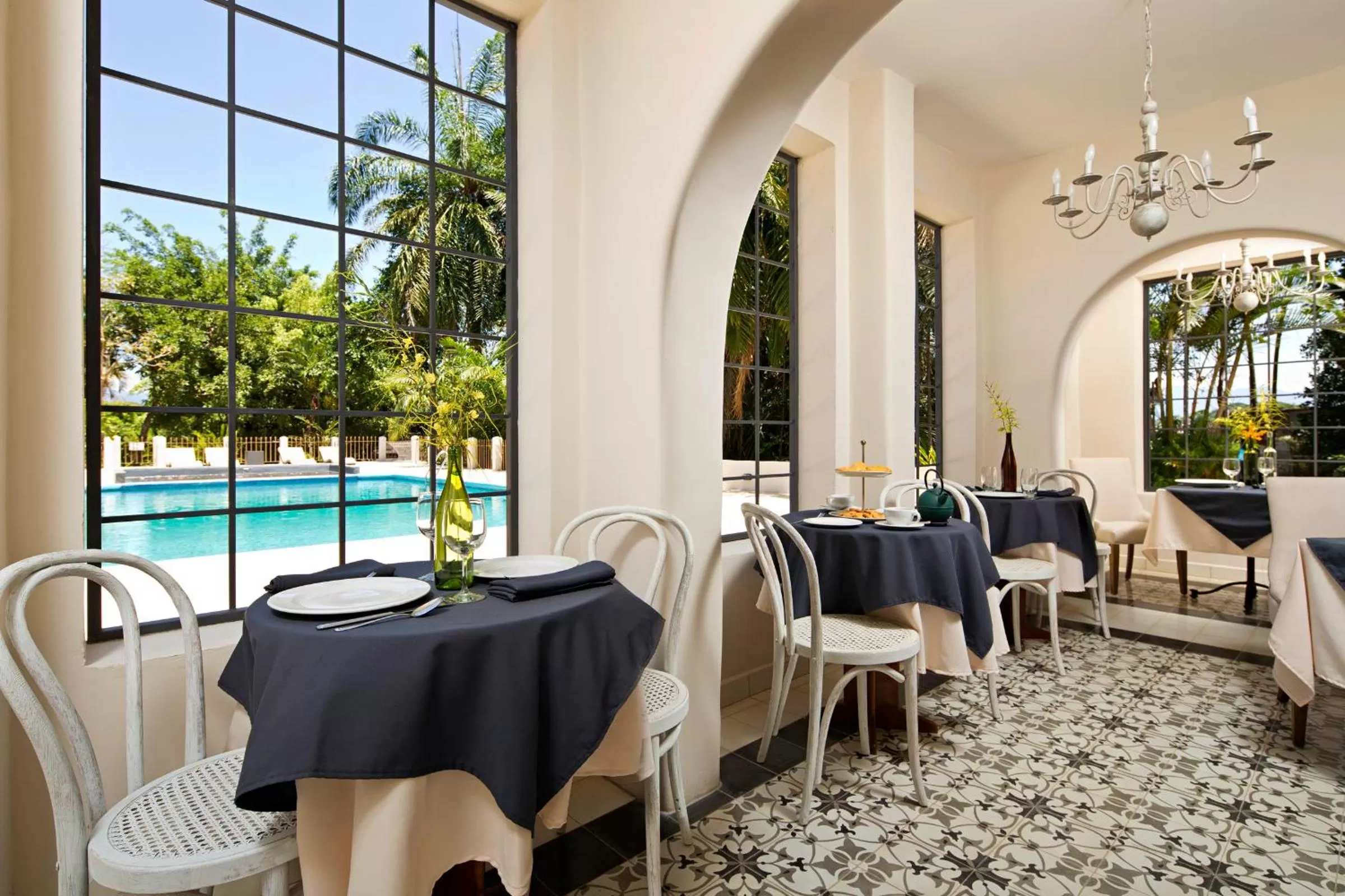 Restaurant/places to eat in Villa San Ignacio