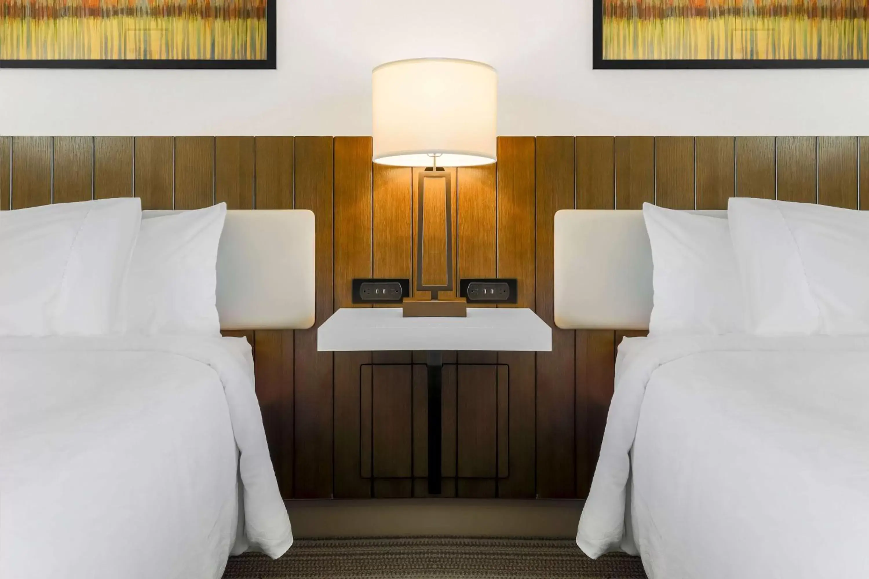 Queen Room with Two Queen Beds in Hilton Garden Inn Reno Queen Room with Two Queen Beds in Hilton Garden Inn Reno