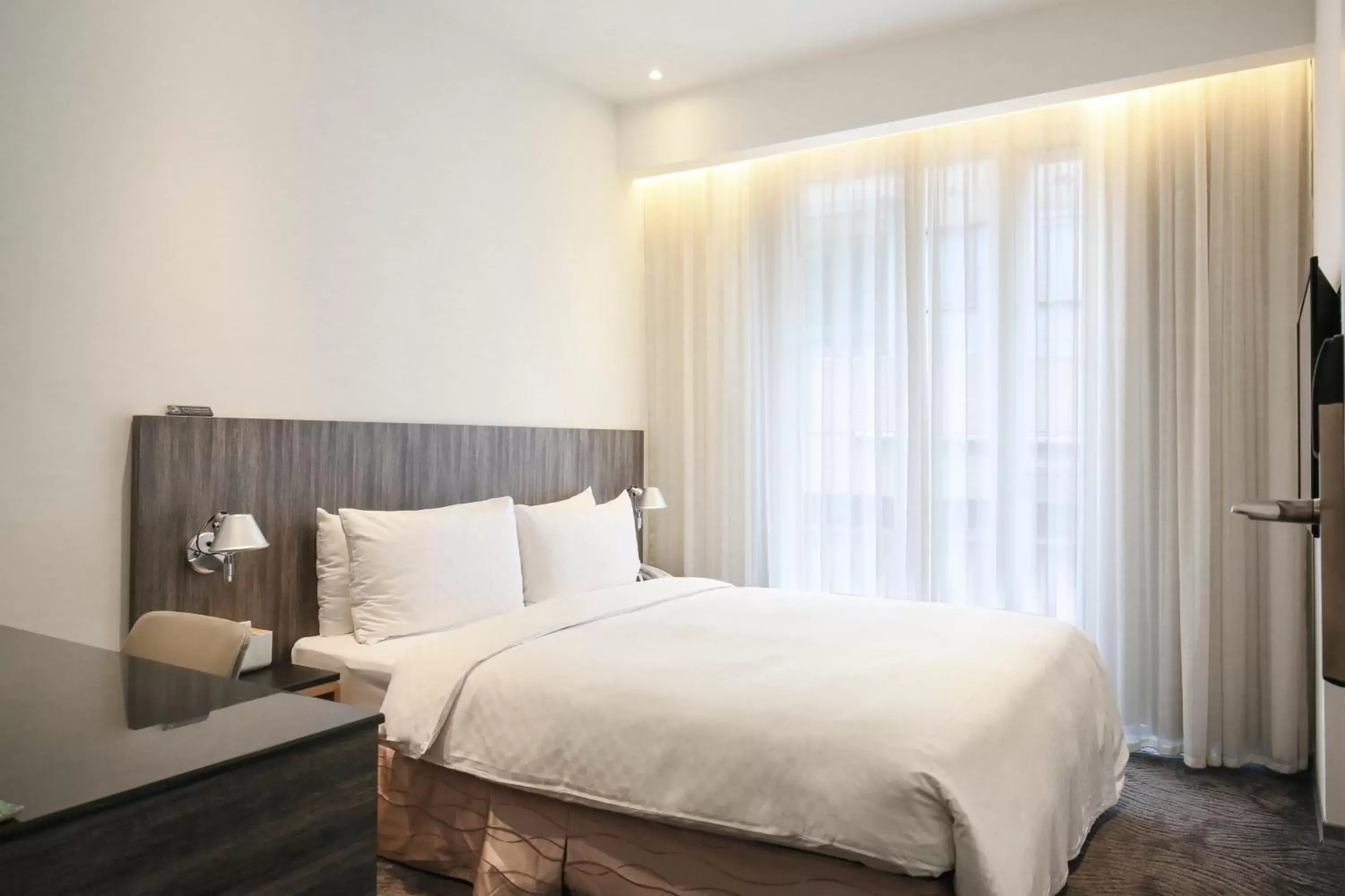 Bedroom, Bed in Dandy Hotel - Tianjin Branch