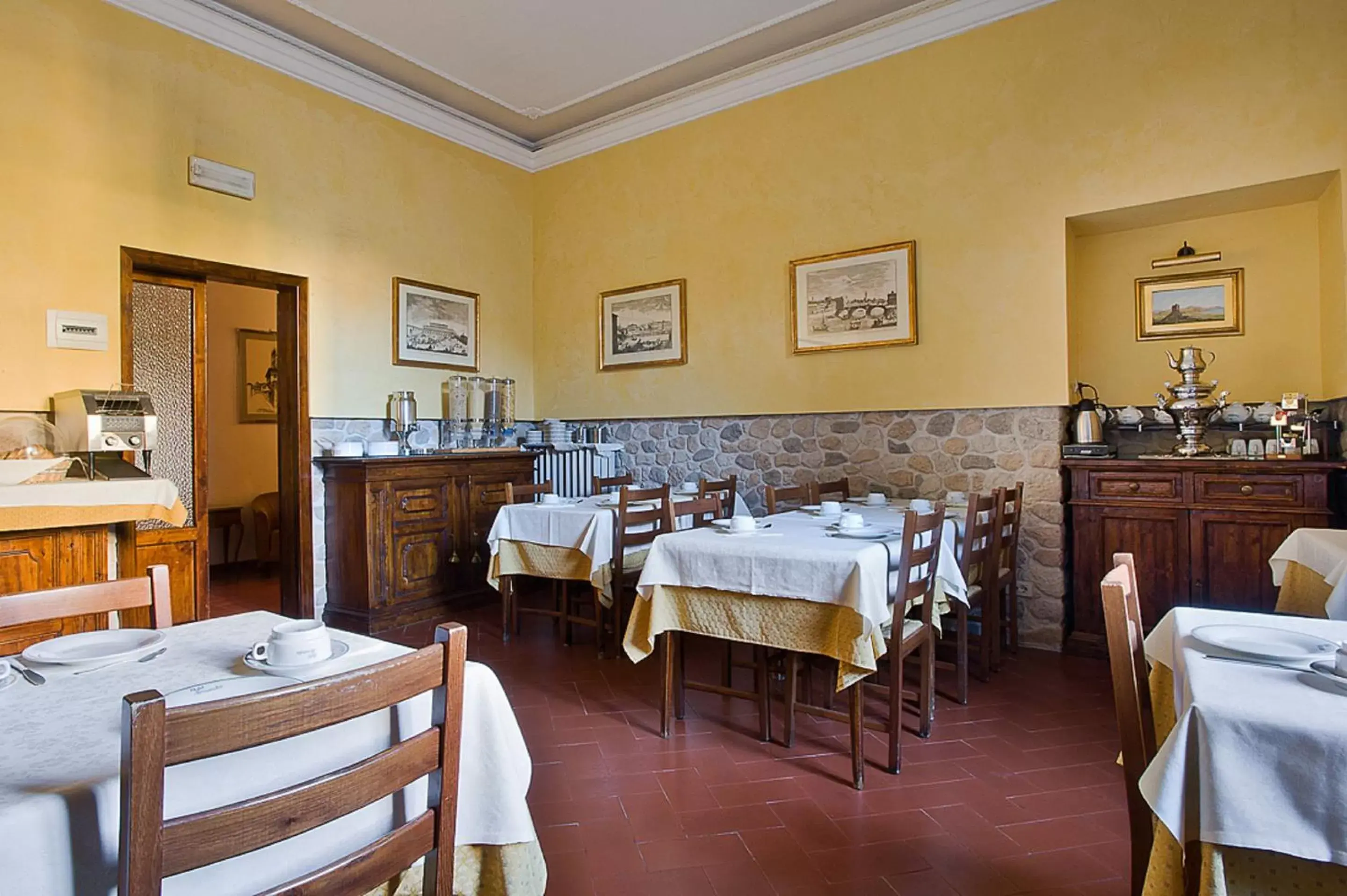 Buffet breakfast, Restaurant/Places to Eat in Residenza Alessandra