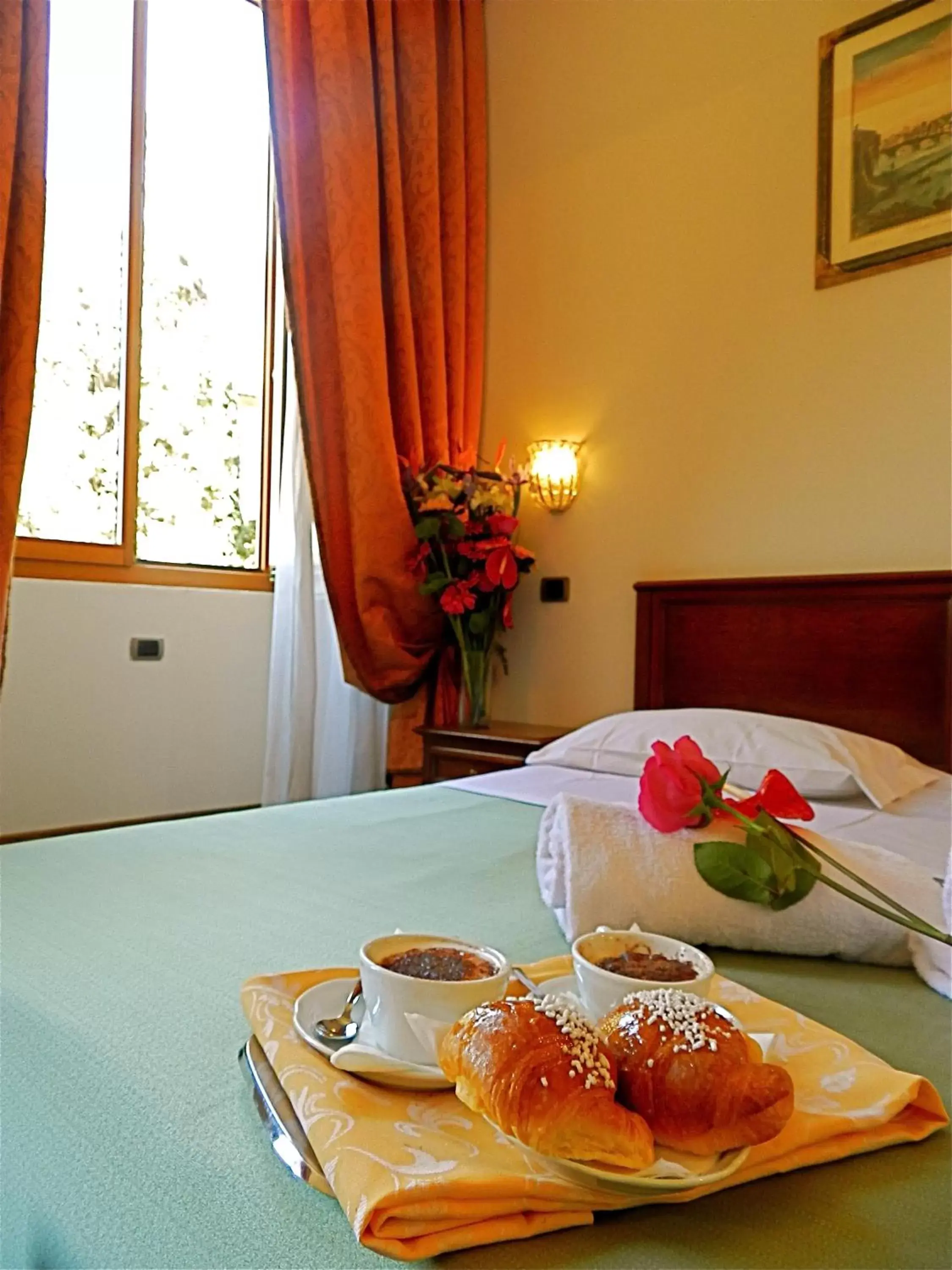 Italian breakfast in Domus Florentiae Hotel