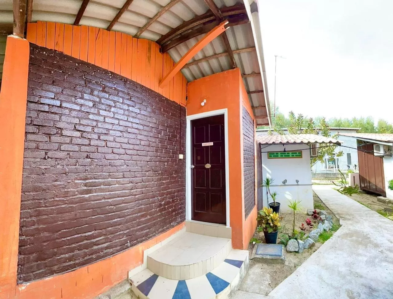 DGeting Beach Resort