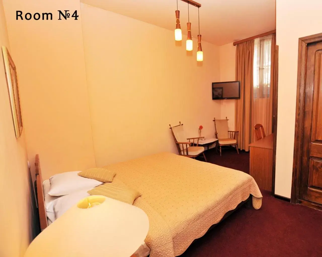 Bedroom in Hotel Diplomat
