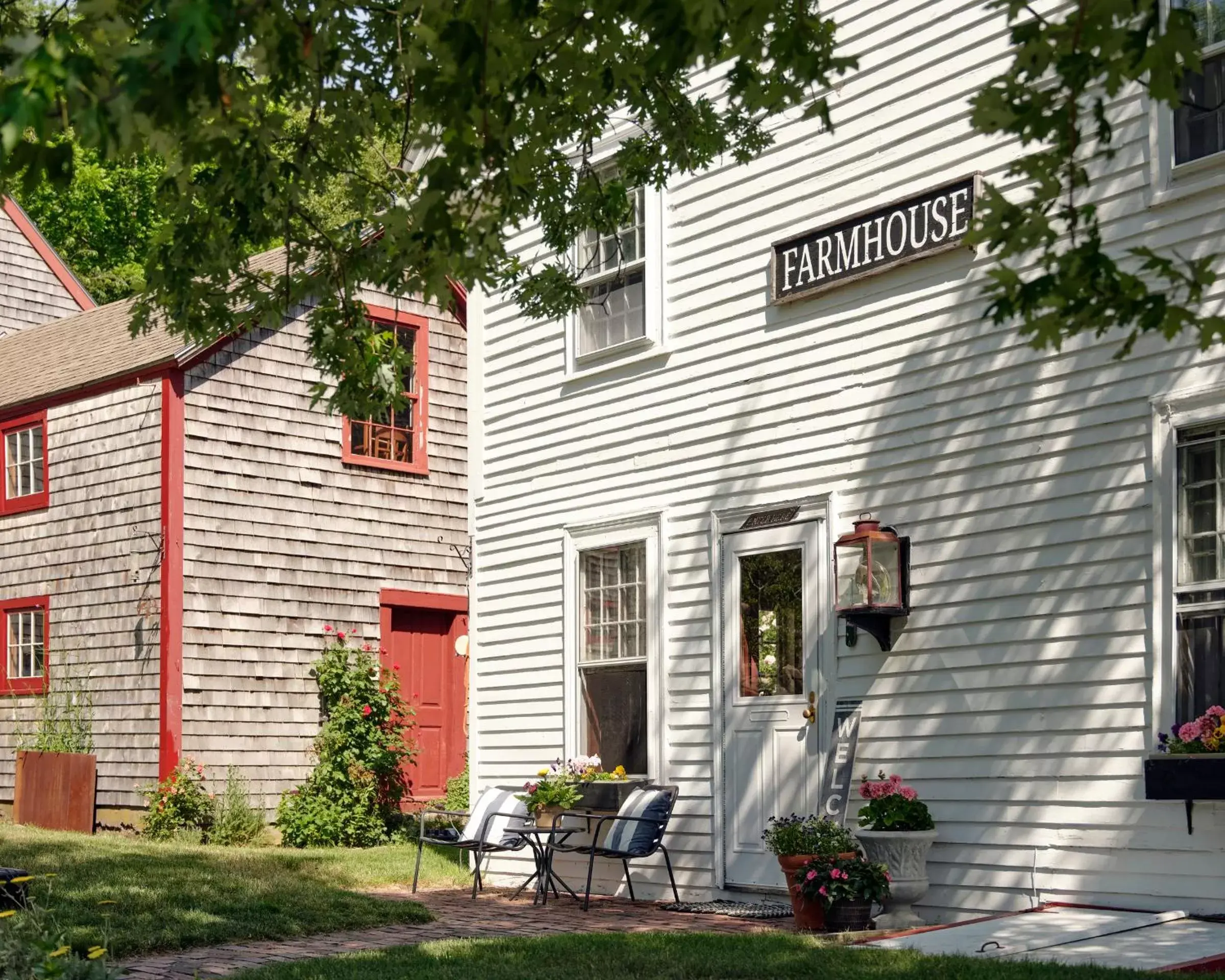 Property Building in Cedar Hill Farm B & B