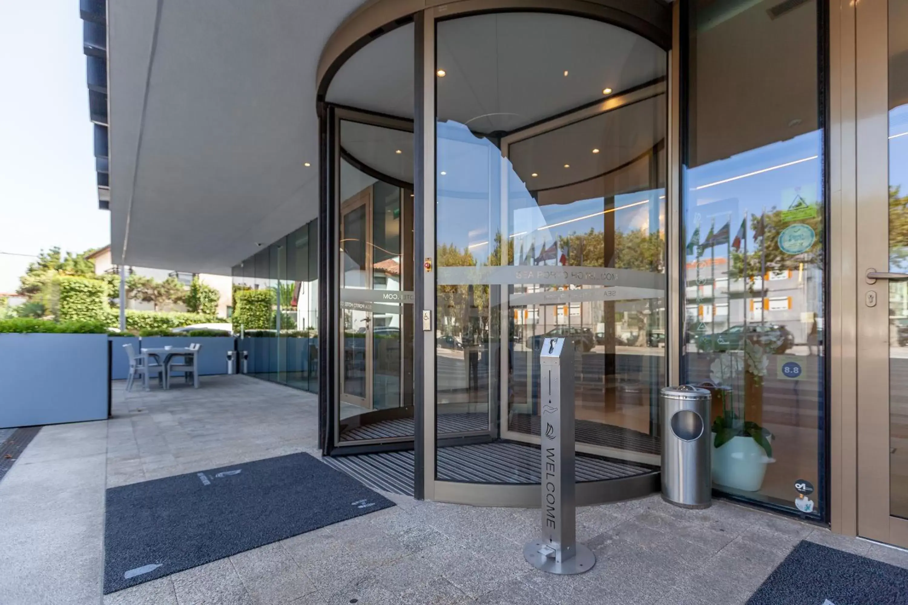 Facade/entrance in Sea Porto Hotel