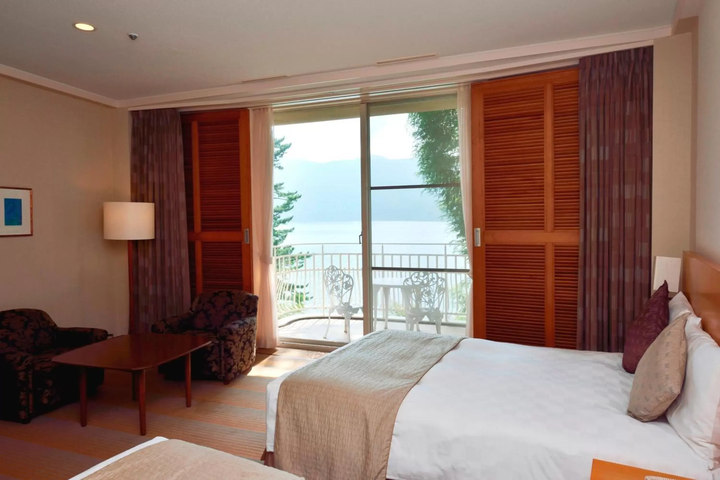 Photo of the whole room, Bed in The Prince Hakone Lake Ashinoko Photo of the whole room, Bed in The Prince Hakone Lake Ashinoko