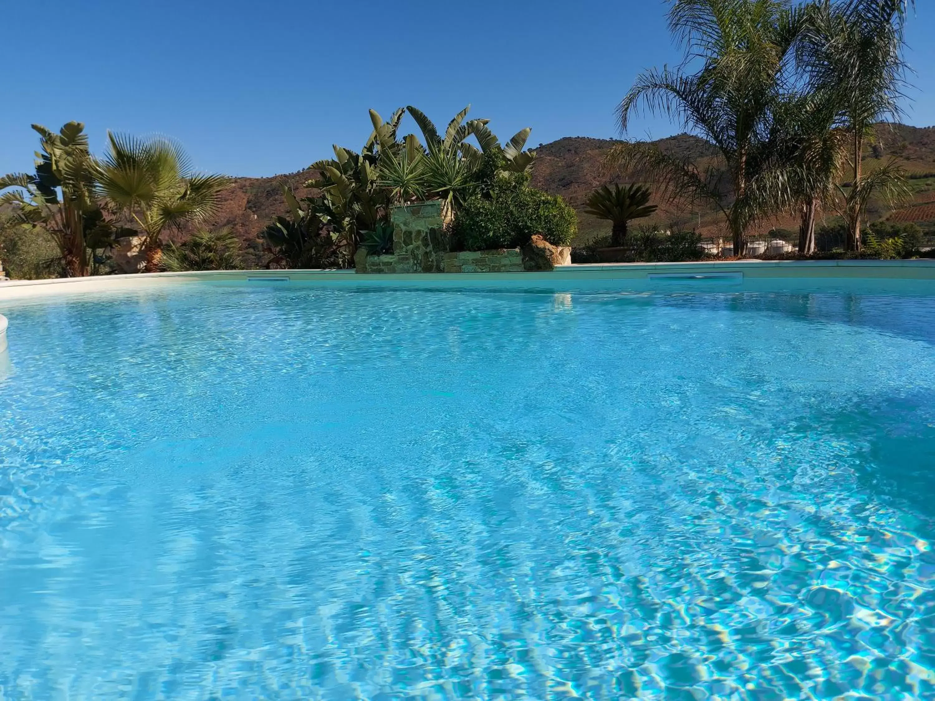 Swimming Pool in La Suite Di Segesta