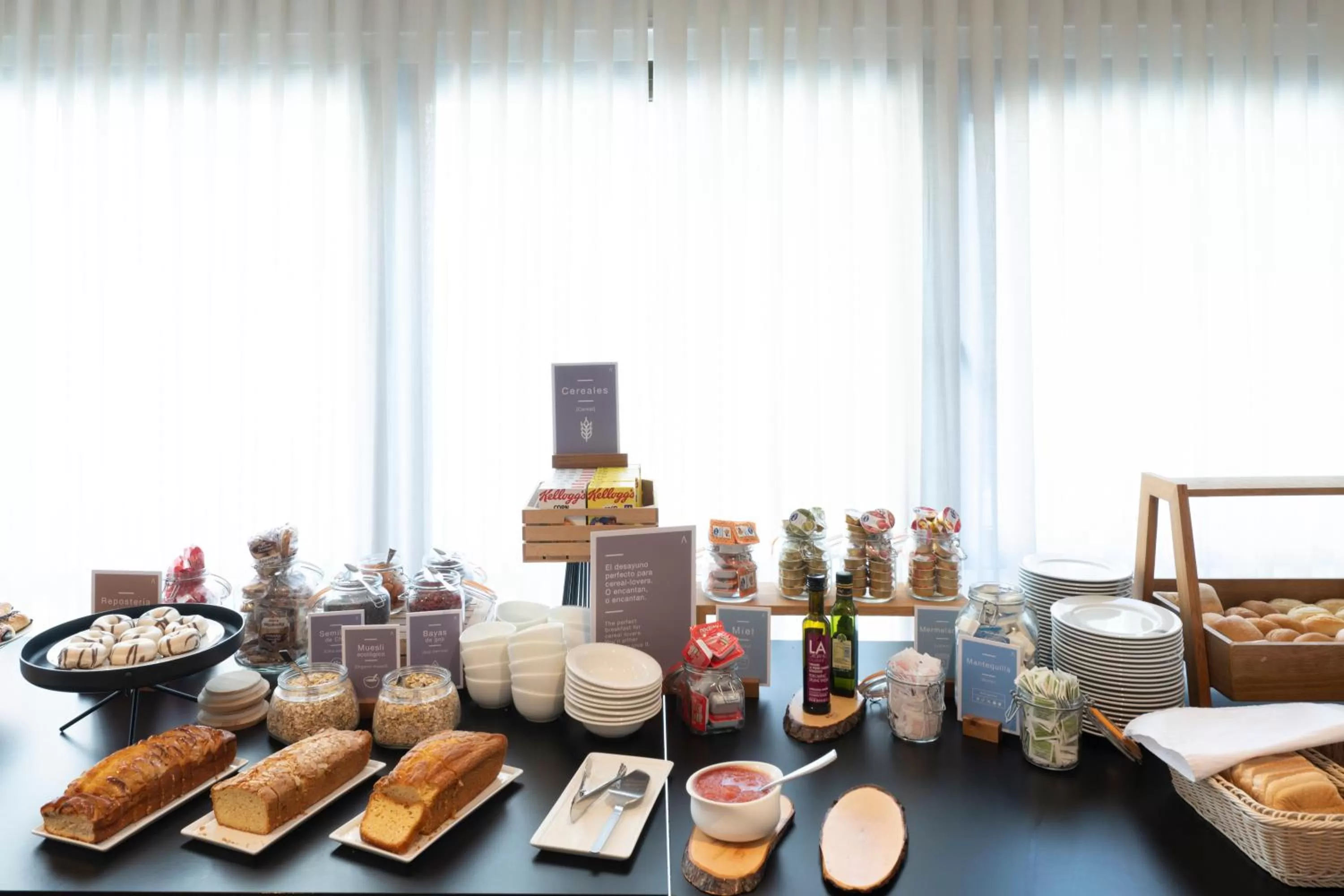 Breakfast in Barceló León Conde Luna