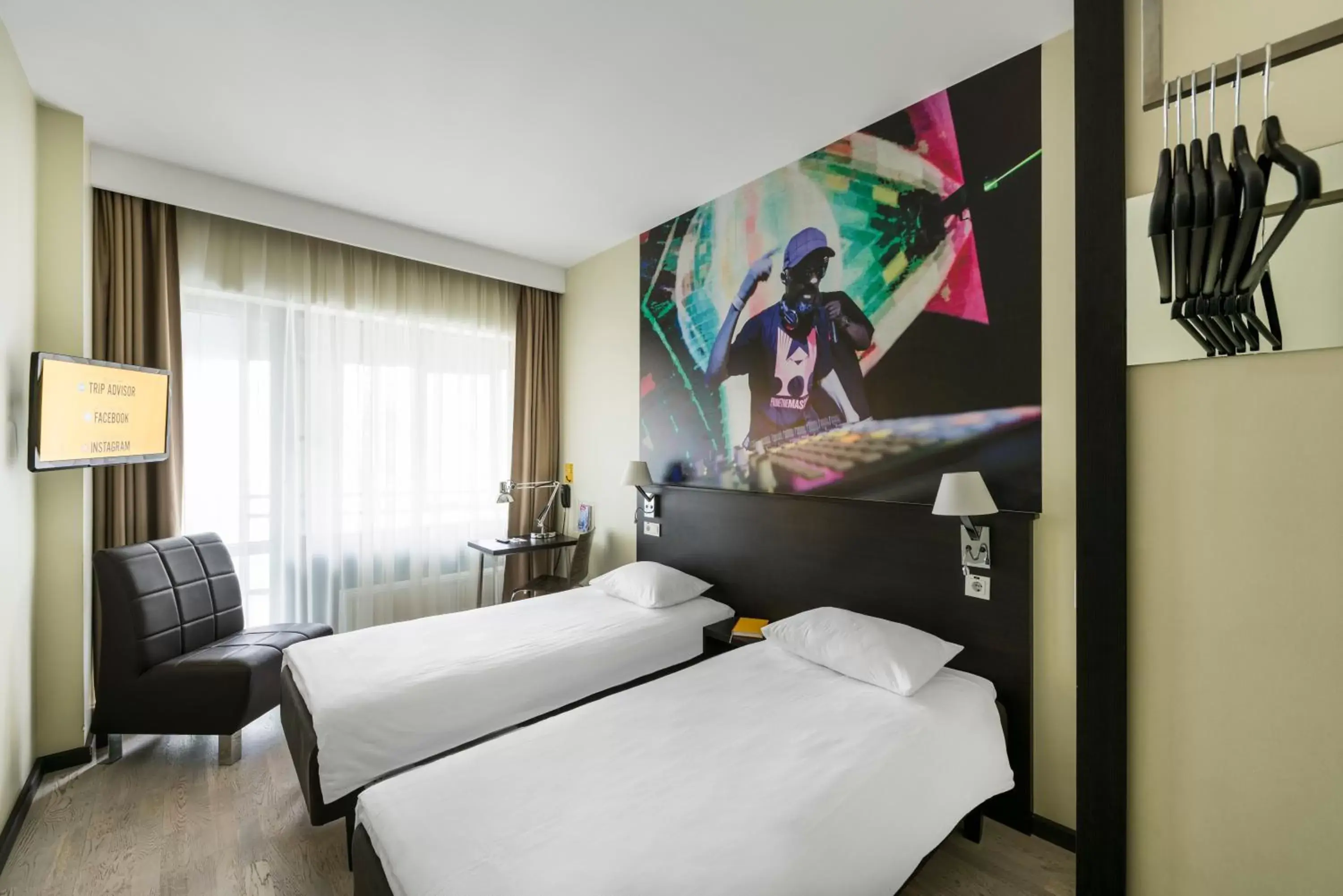 Bed in Comfort Hotel LT - Rock 'n' Roll Vilnius