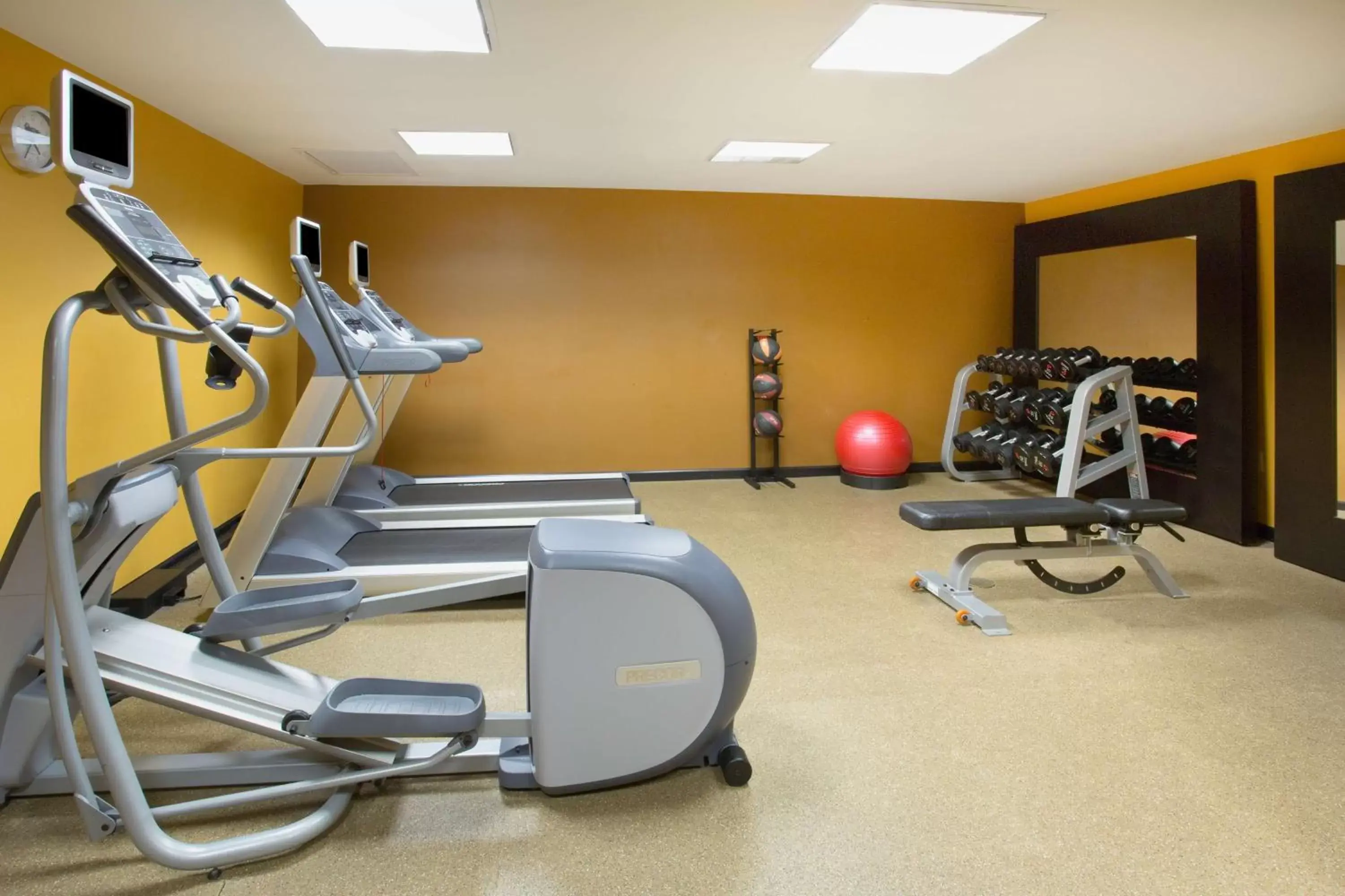 Fitness centre/facilities, Fitness Center/Facilities in Homewood Suites by Hilton Phoenix-Avondale
