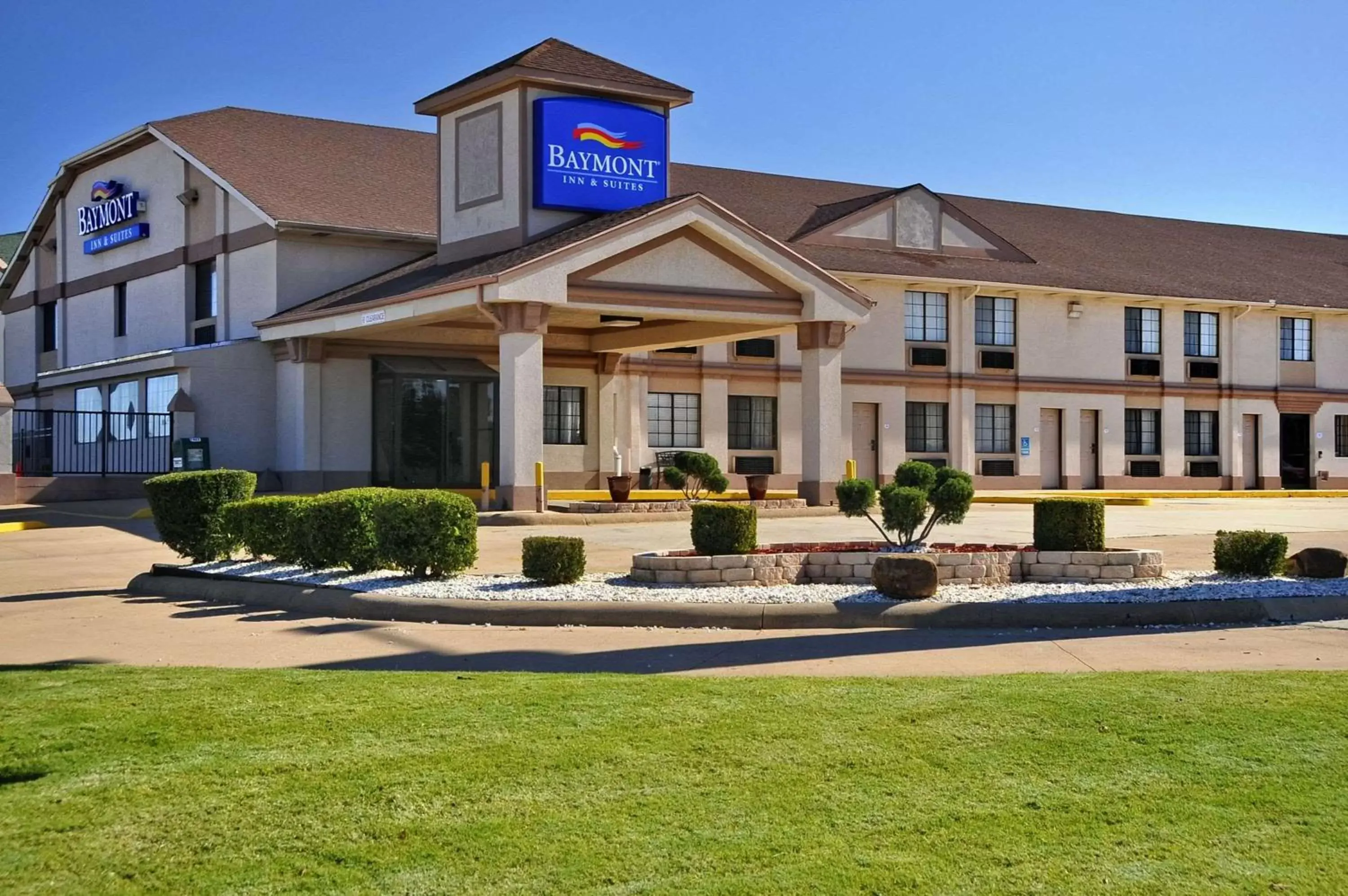 Lobby or reception, Property Building in Baymont by Wyndham Oklahoma City Airport