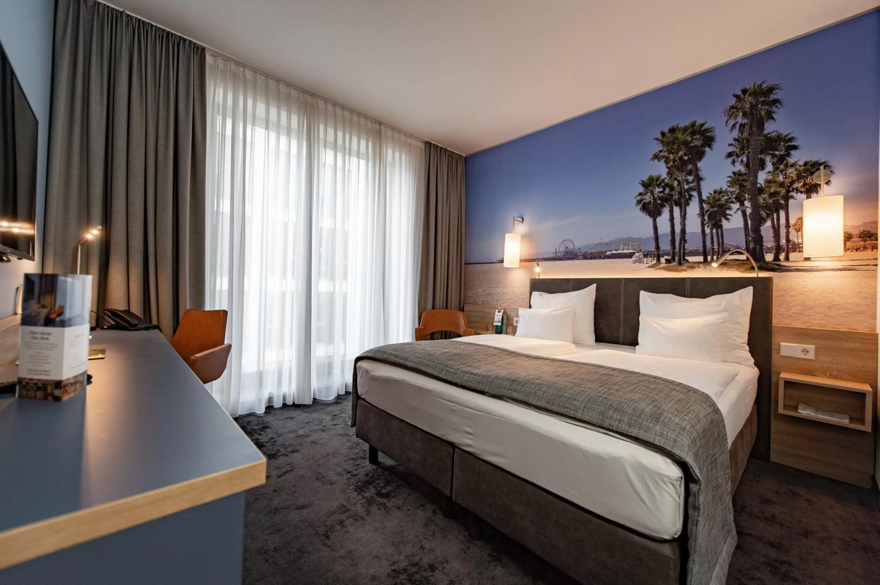 Photo of the whole room, Bed in Best Western Hotel Wiesbaden