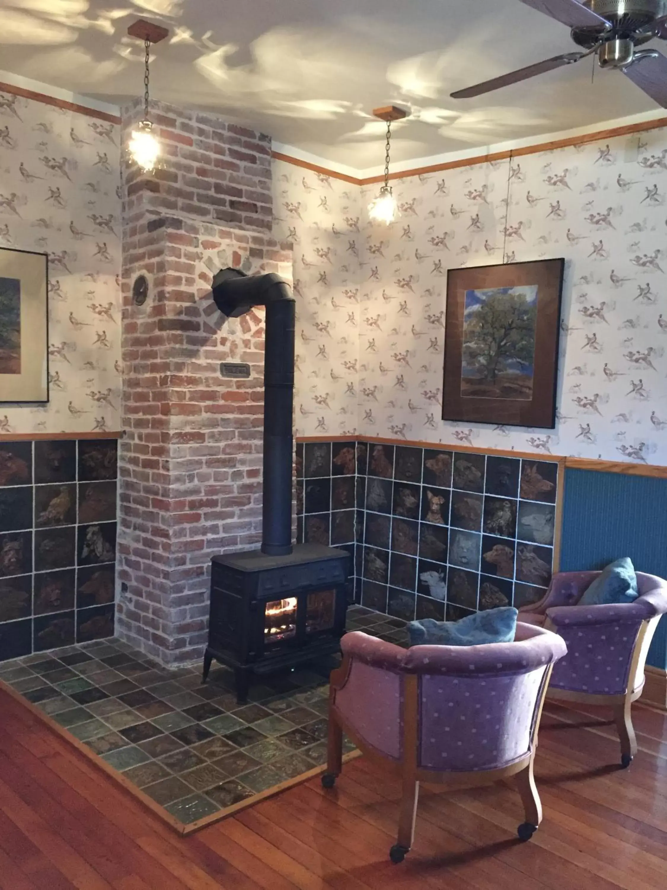 Seating Area in Abe's Spring Street Guest House