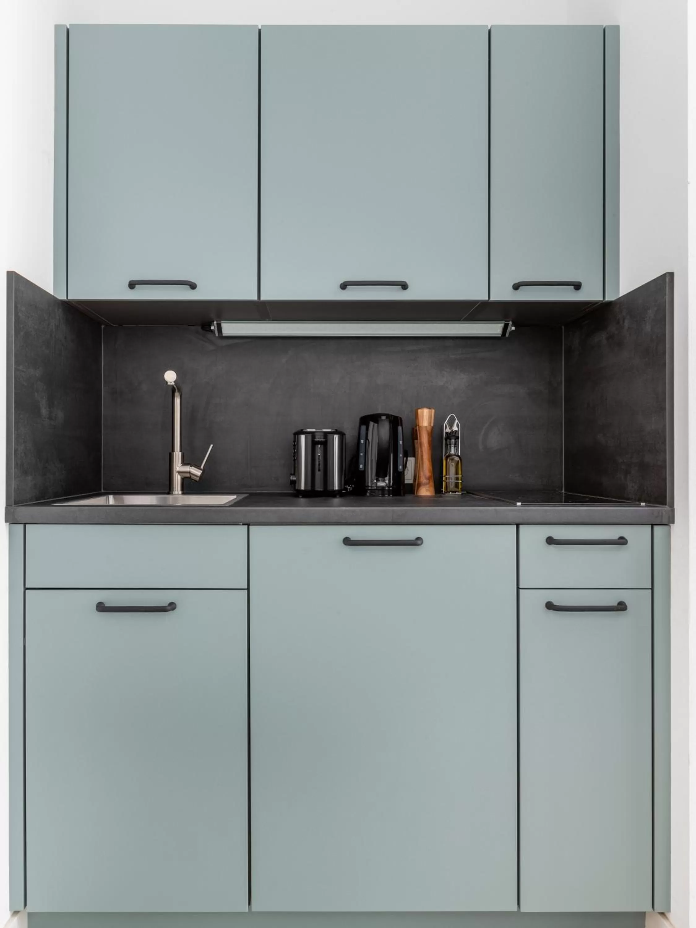 Coffee/tea facilities in Limehome Berlin Luise Henriette Str - Digital Access