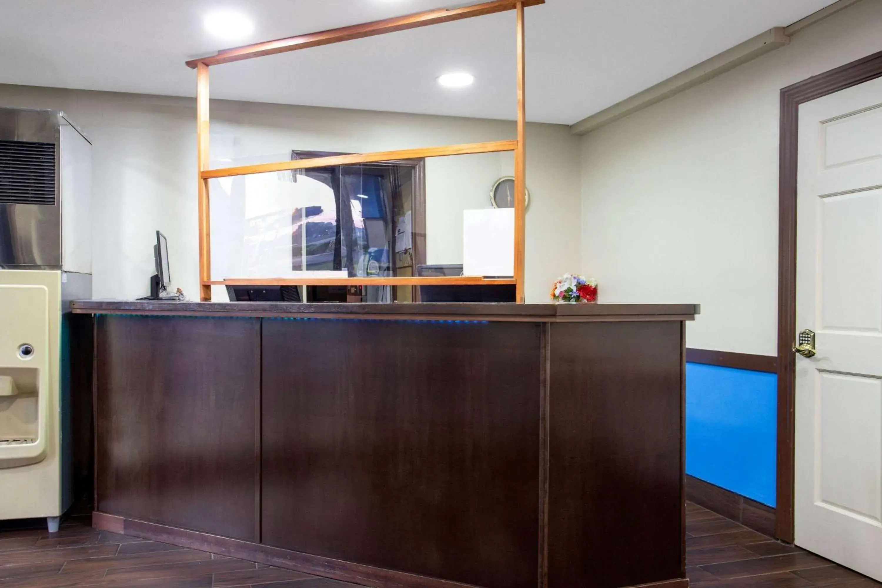 Lobby or reception, Lobby/Reception in Travelodge by Wyndham Richmond IN