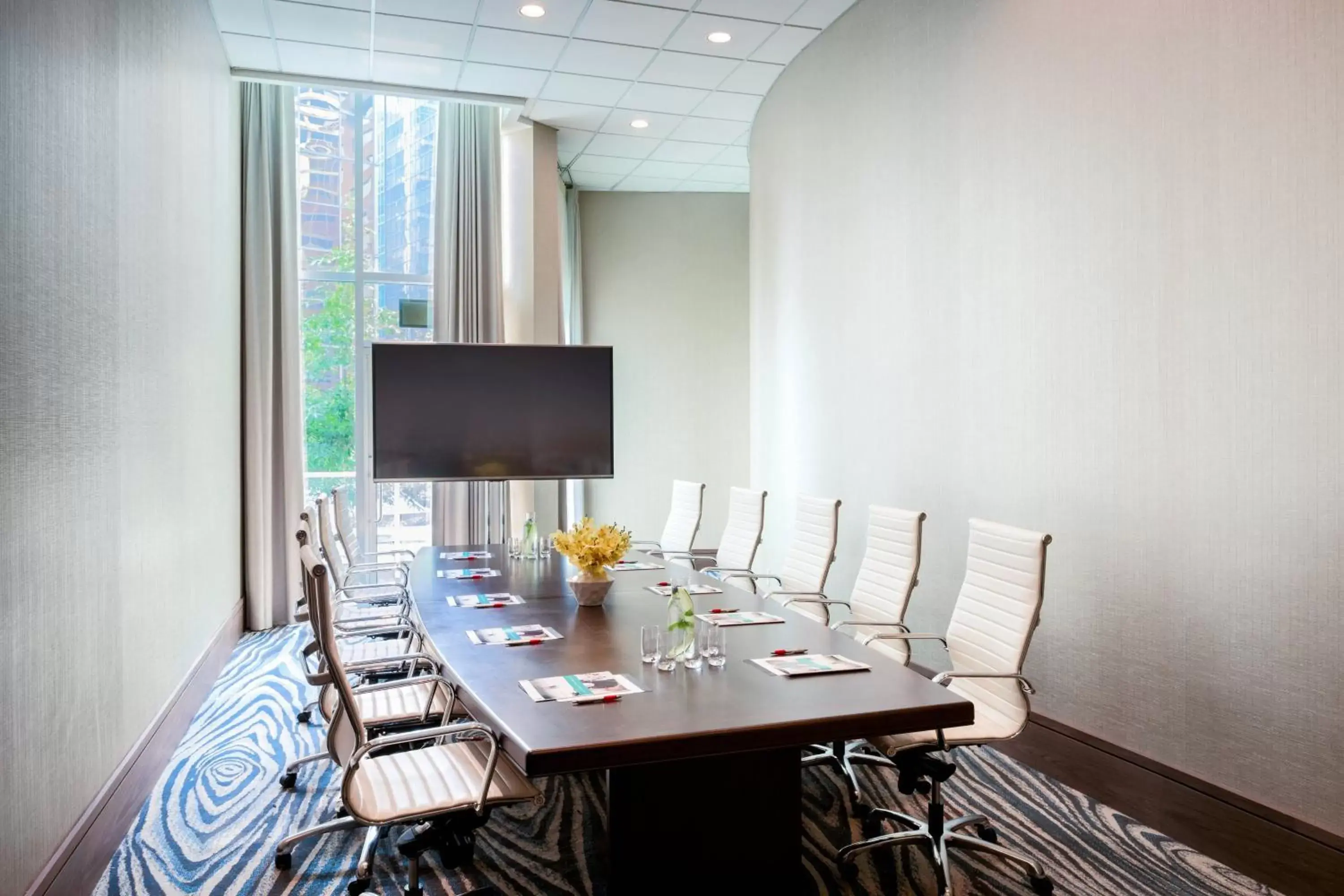 Meeting/conference room in Vancouver Marriott Pinnacle Downtown Hotel