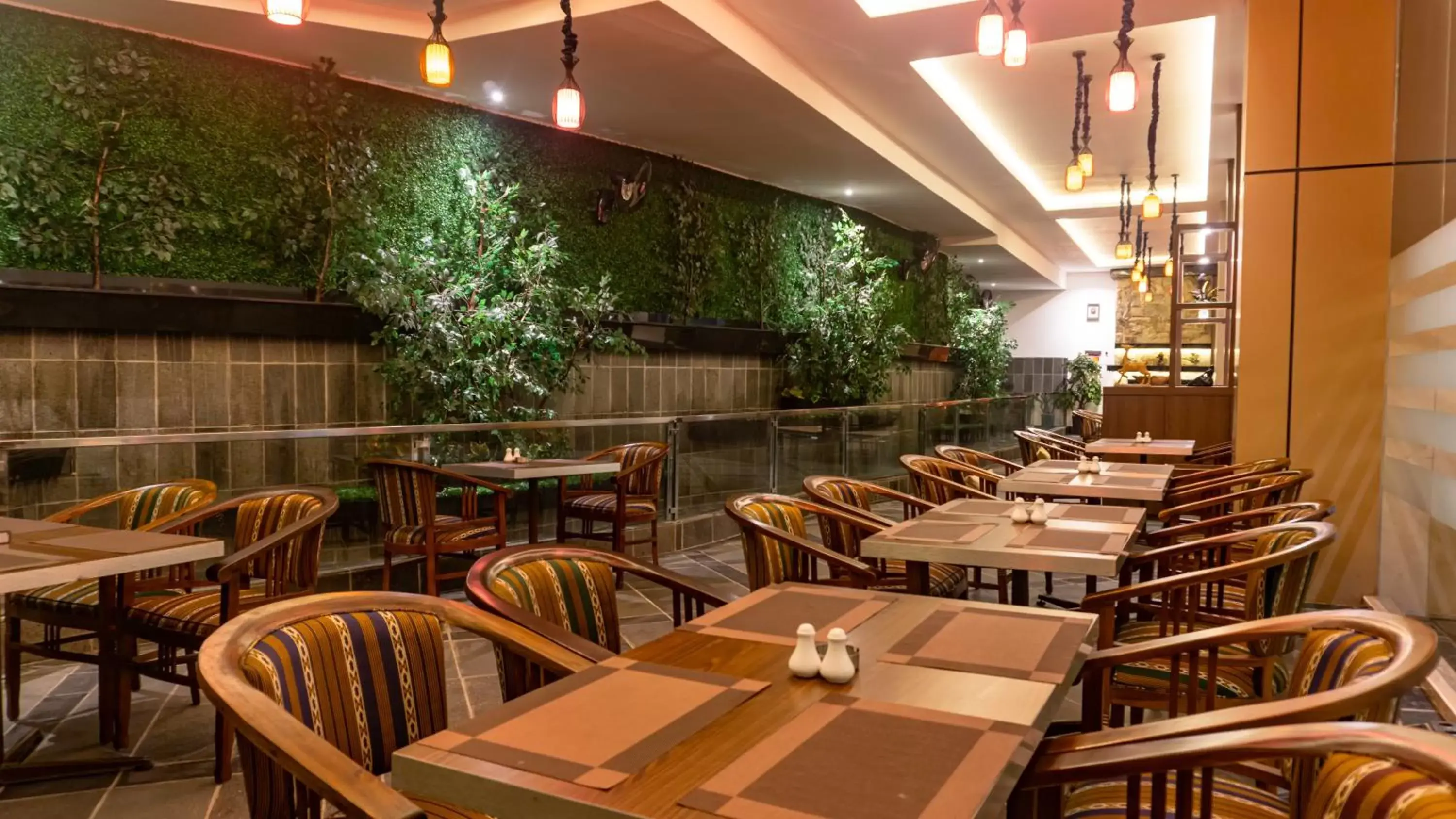 Restaurant/places to eat in Grand Sunshine Resort & Convention Restaurant/places to eat in Grand Sunshine Resort & Convention