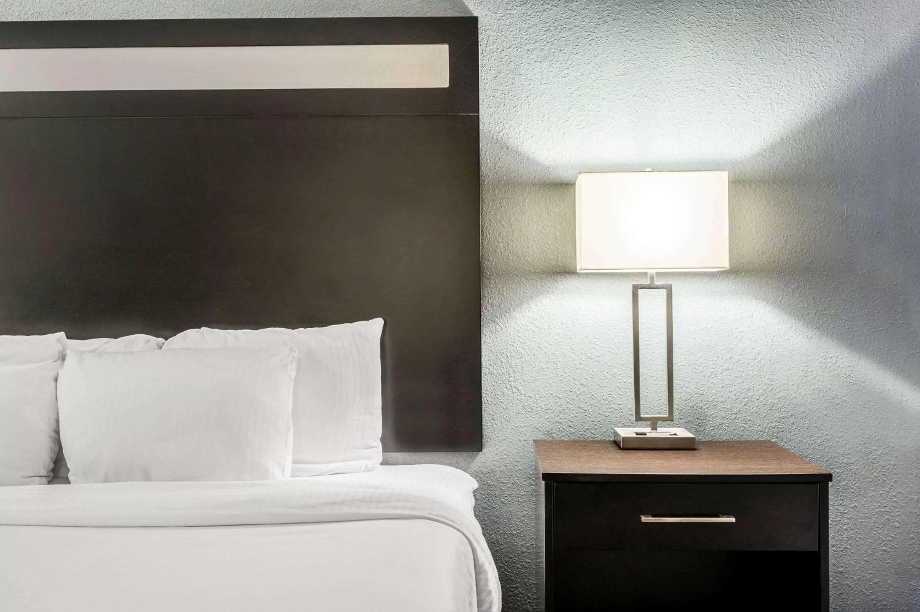 Photo of the whole room, Bed in La Quinta Inn & Suites Casino and Bar by Wyndham Glendive