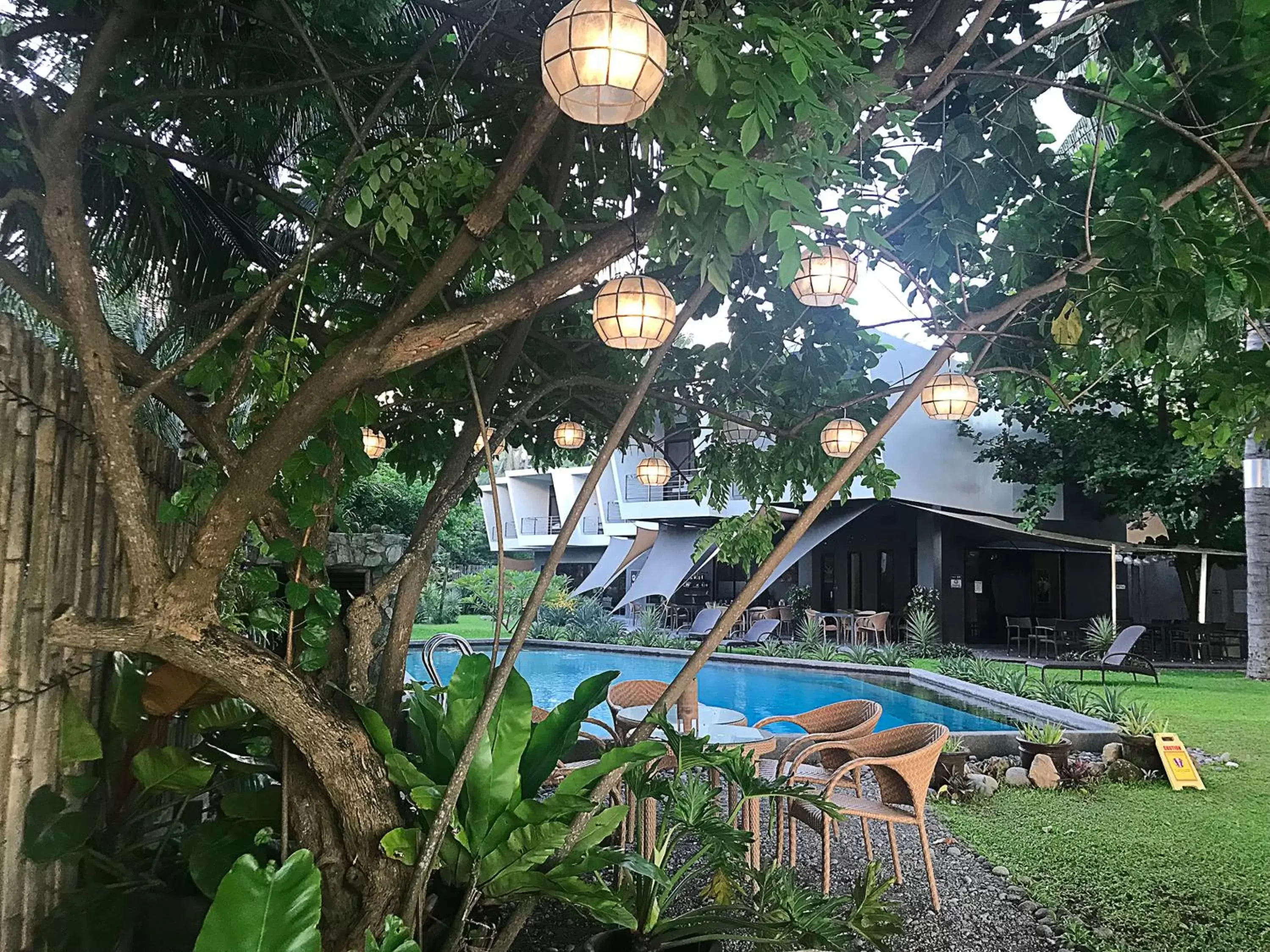Property building, Swimming Pool in Mahi Mahi Dive Resort