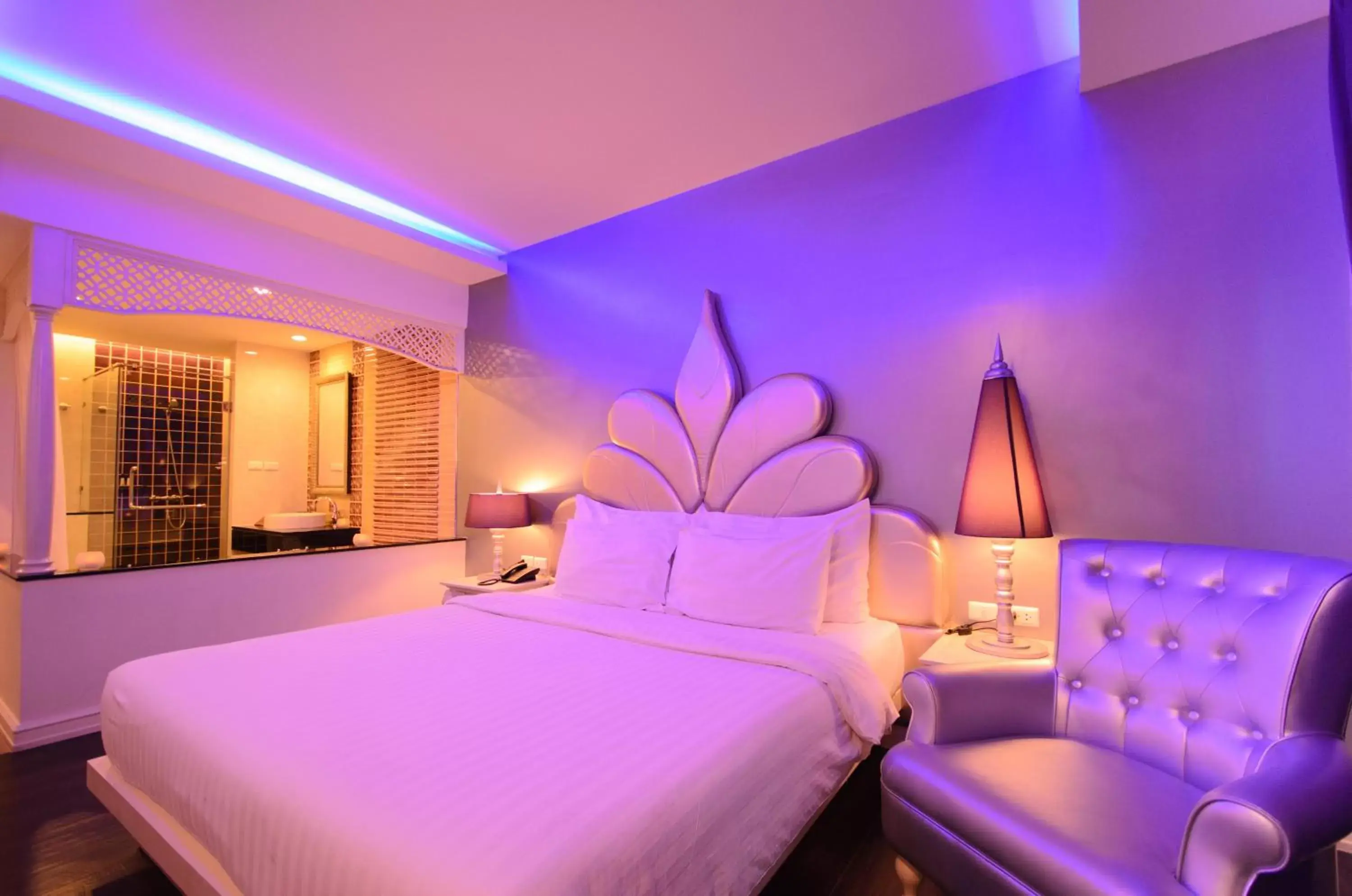 Bedroom, Bed in Chillax Resort - SHA Extra Plus