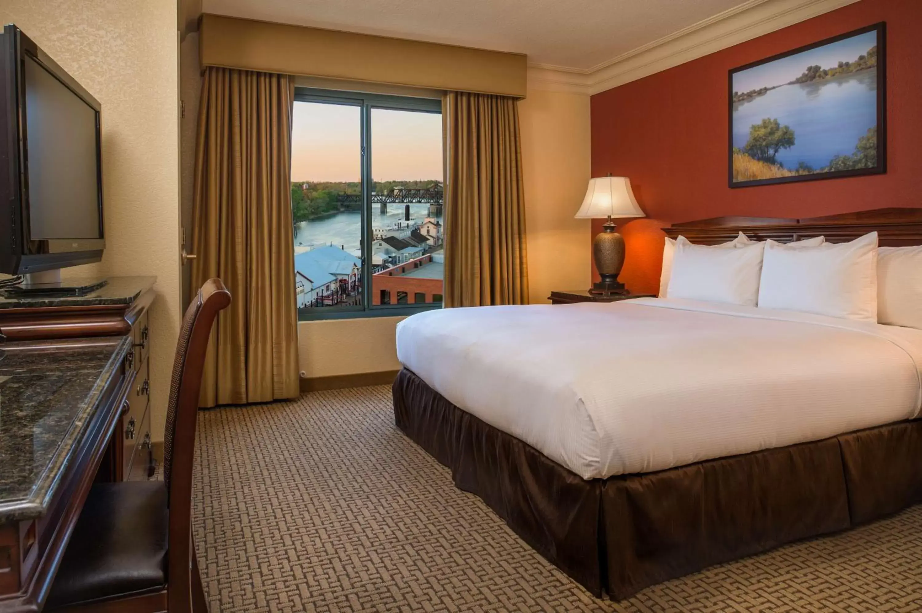 Bed in Embassy Suites by Hilton Sacramento Riverfront Promenade