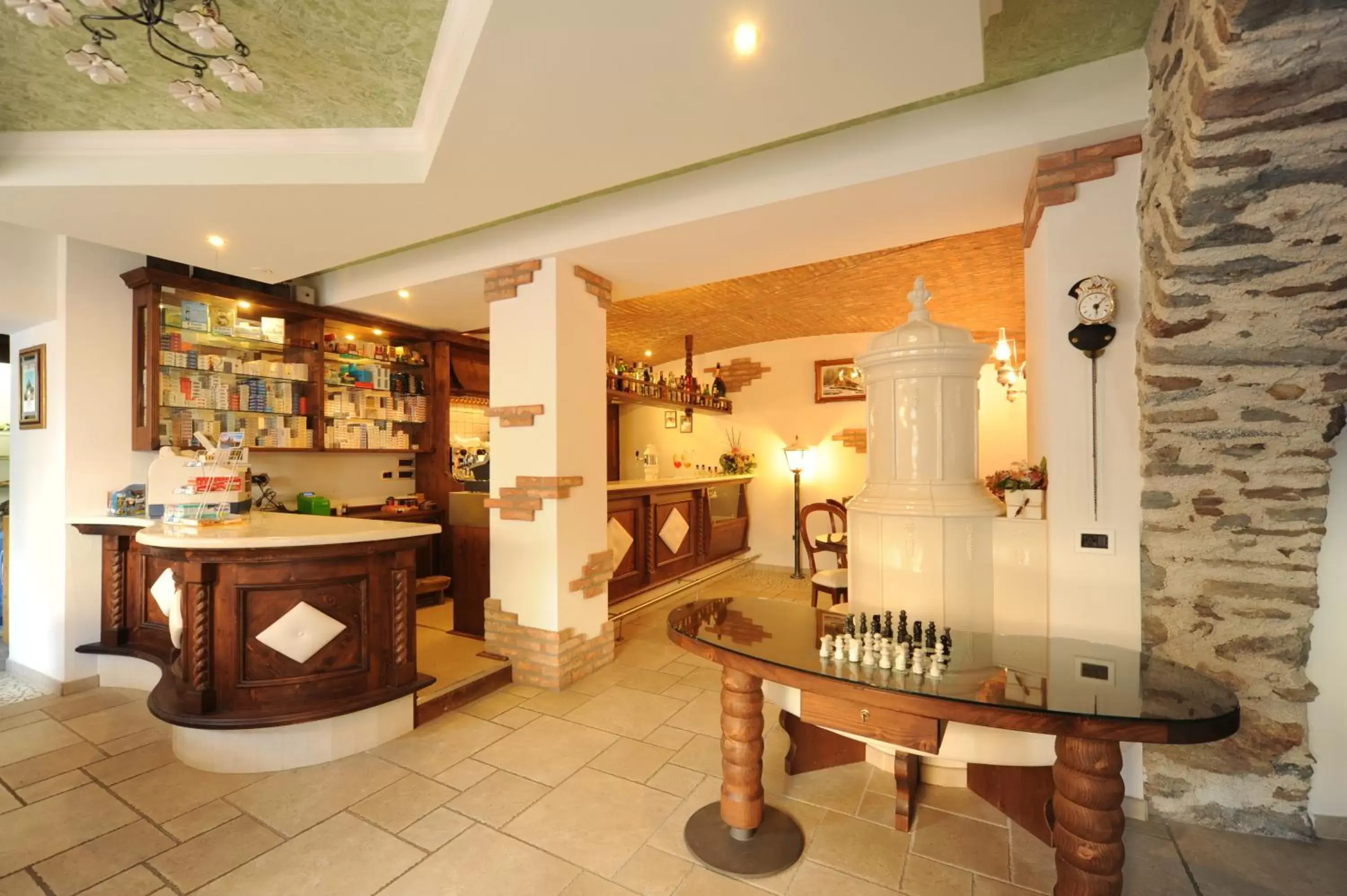 Lounge or bar in Albergo Alpino