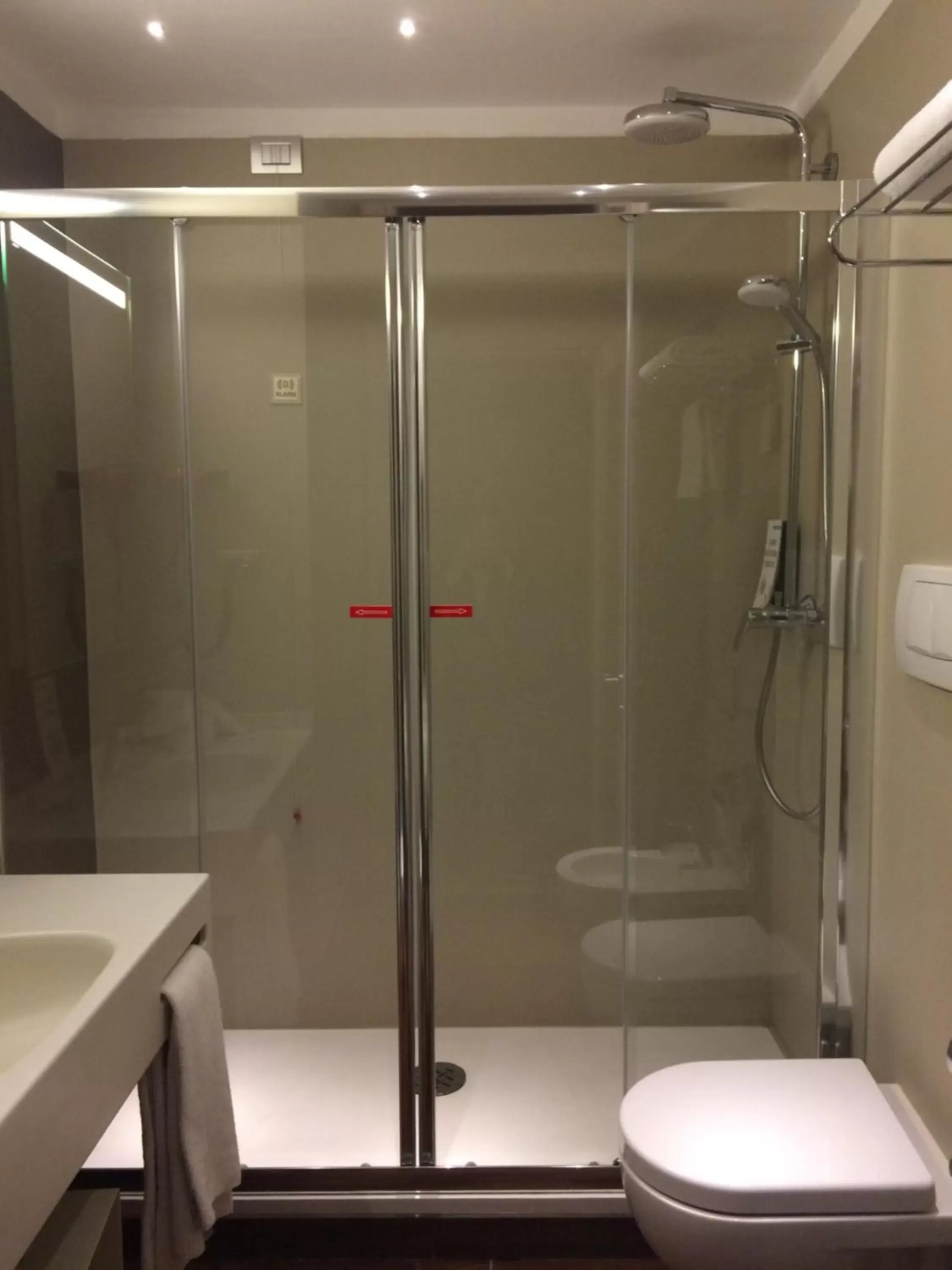 Shower, Bathroom in Best Western Plus City Hotel
