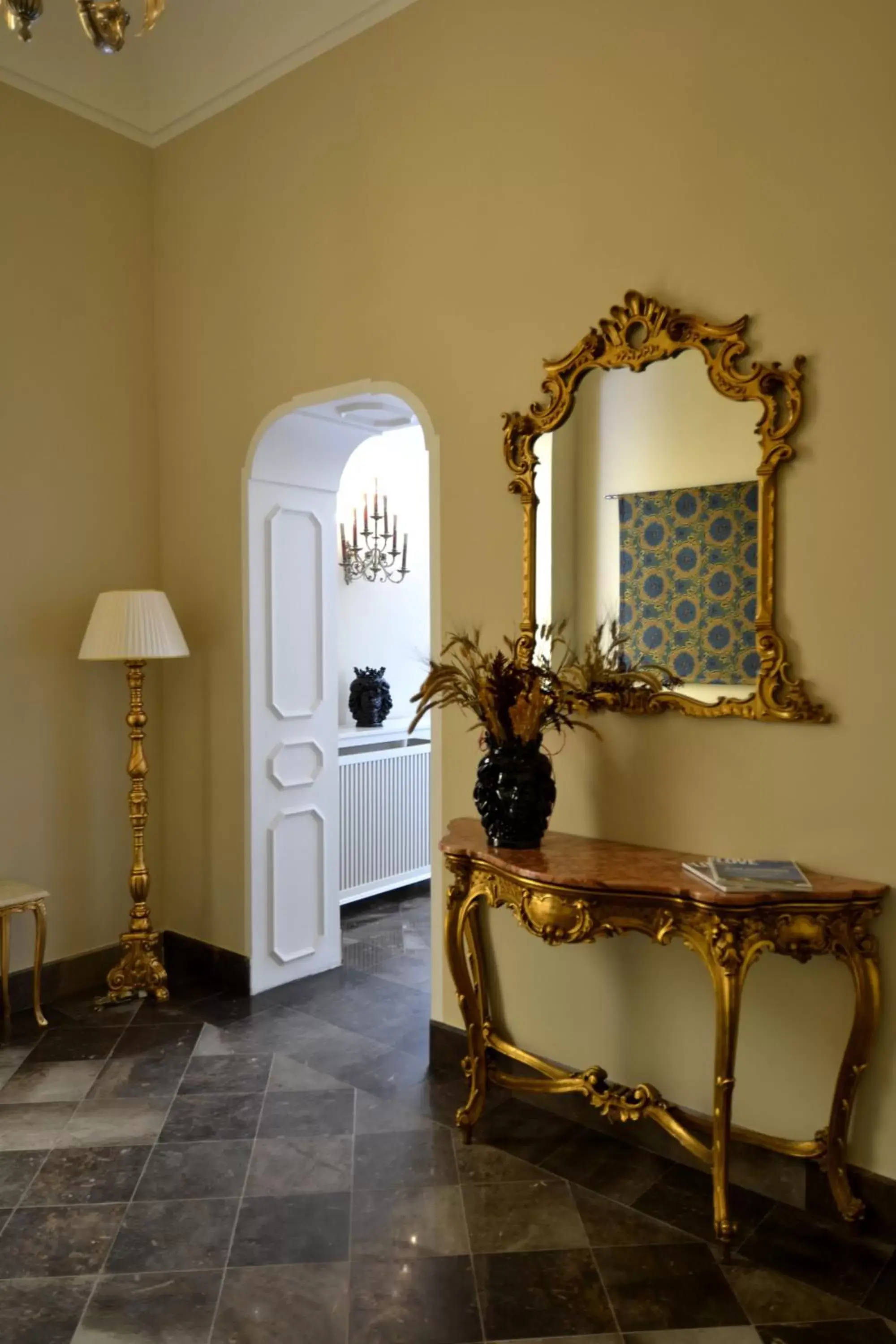 Decorative detail, Lobby/Reception in Gagliardi Boutique Hotel