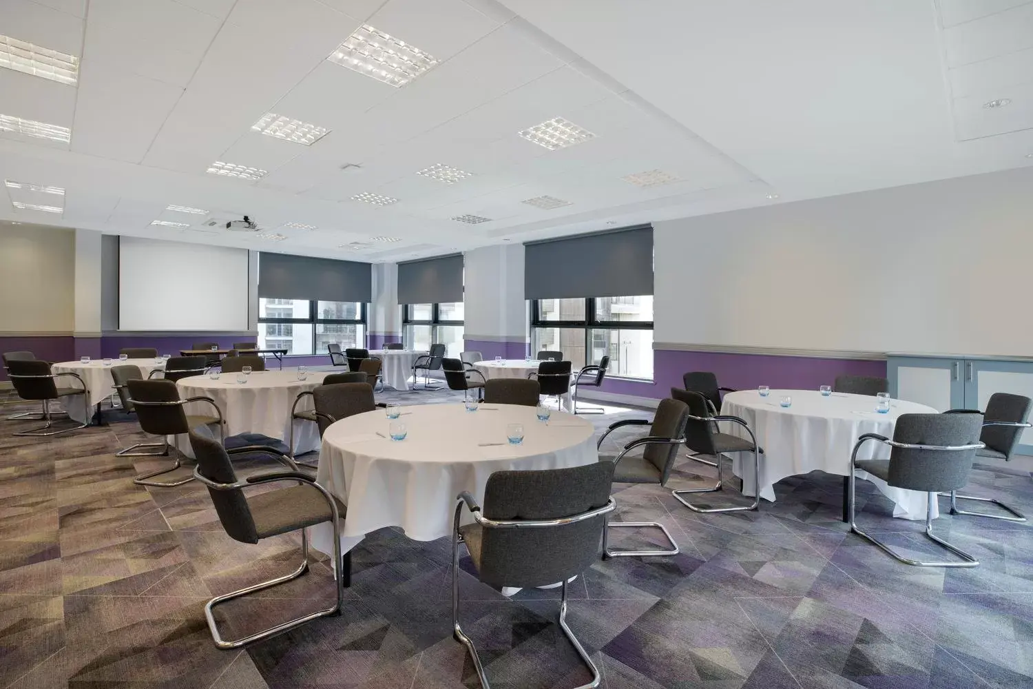 Meeting/conference room in Leonardo Hotel Brighton - Formerly Jurys Inn