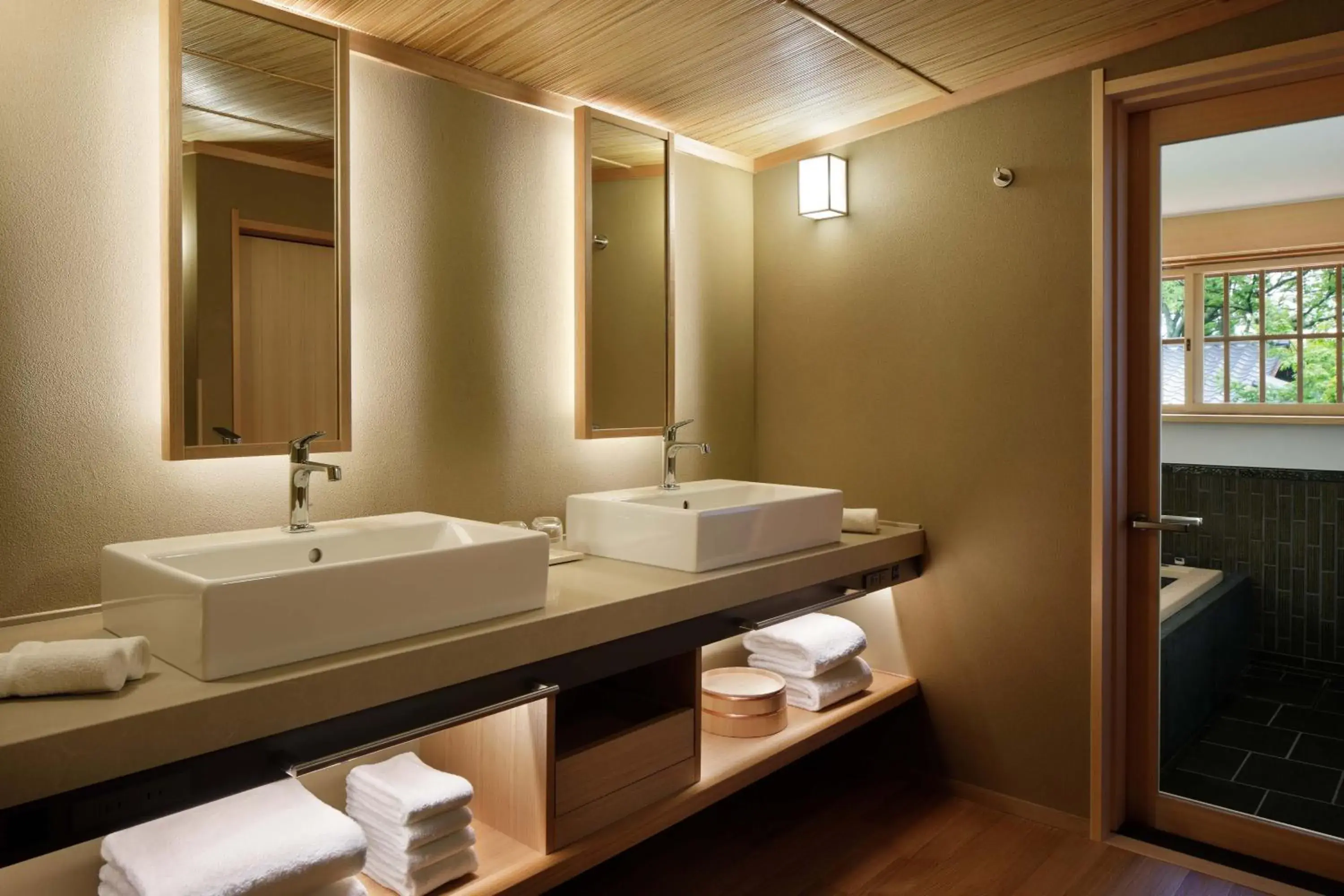 Bathroom in The Westin Miyako Kyoto