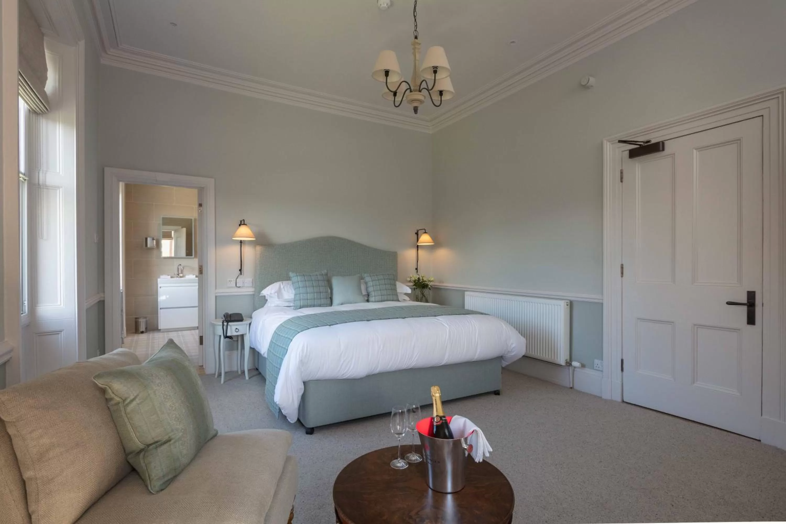 Bedroom, Bed in Farlam Hall Hotel & Restaurant