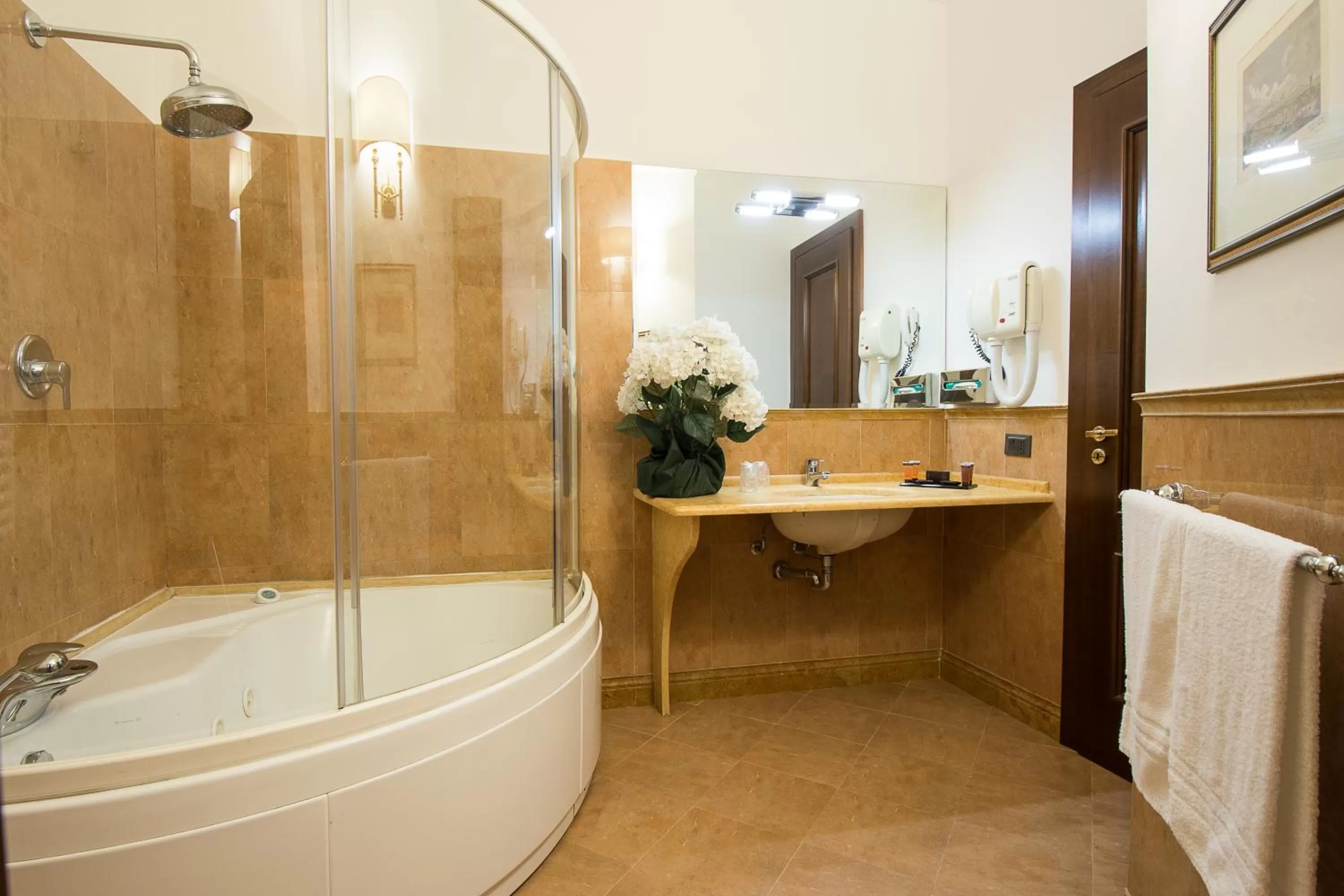 Bathroom in Hotel Della Valle