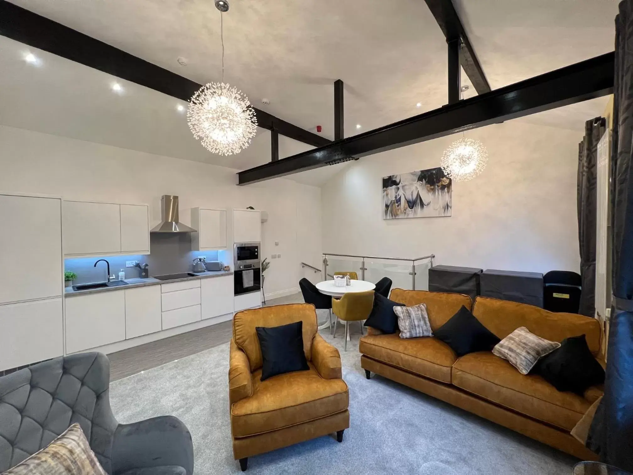 Kitchen or kitchenette, Seating Area in Winckley Square Residences