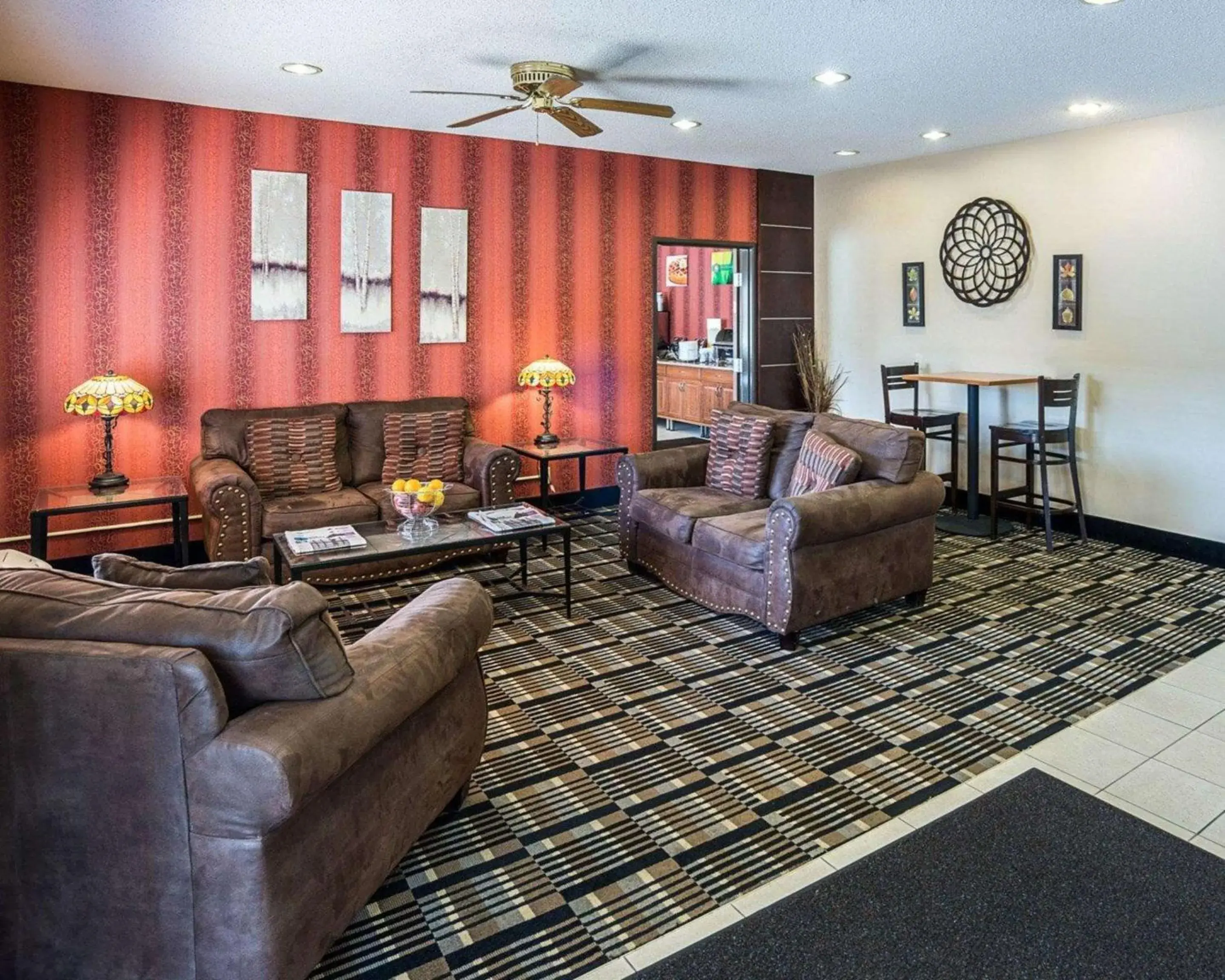 Lobby or reception in Quality Inn Brooklyn Center Lobby or reception in Quality Inn Brooklyn Center